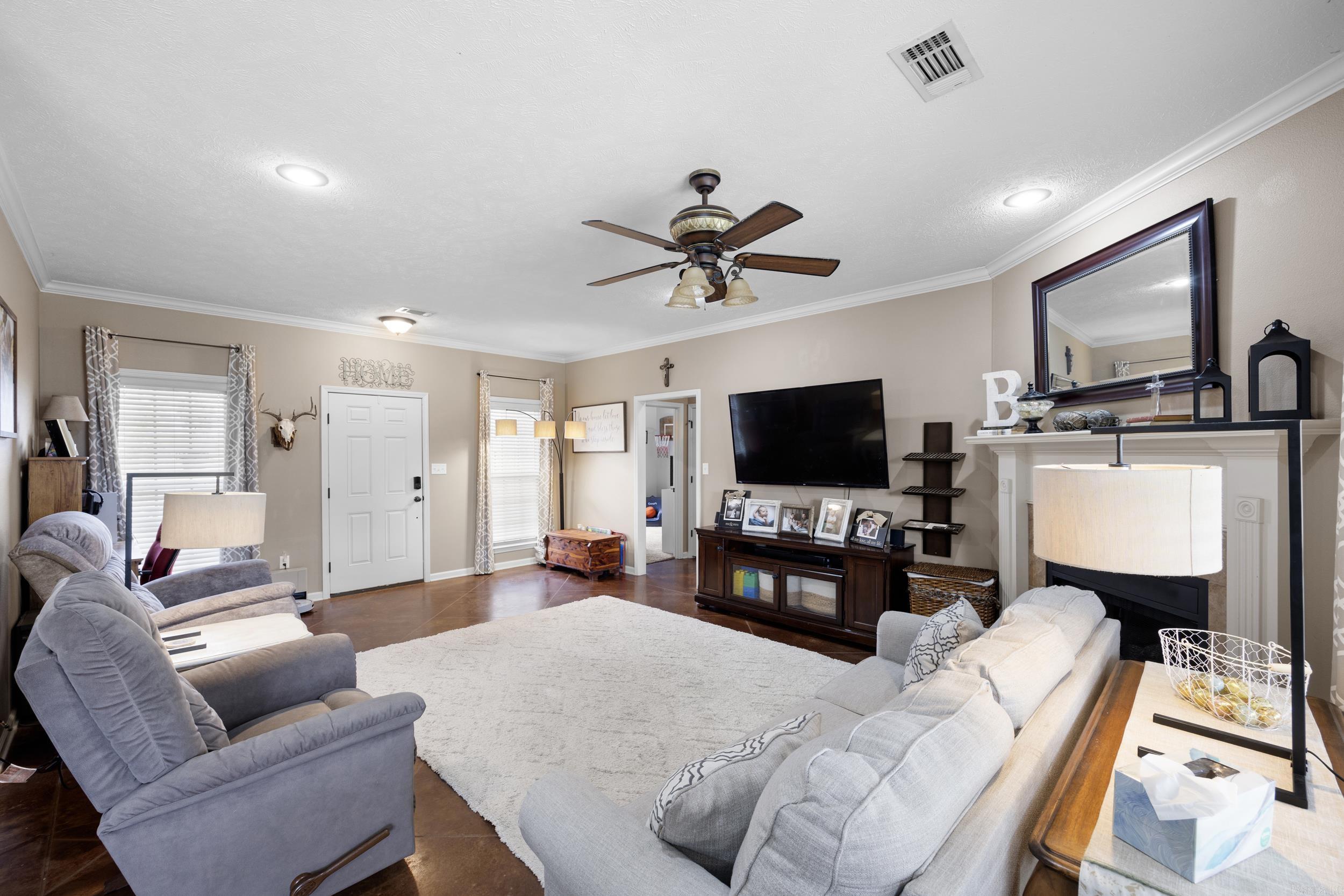 SAGEBRUSH COVE - Residential