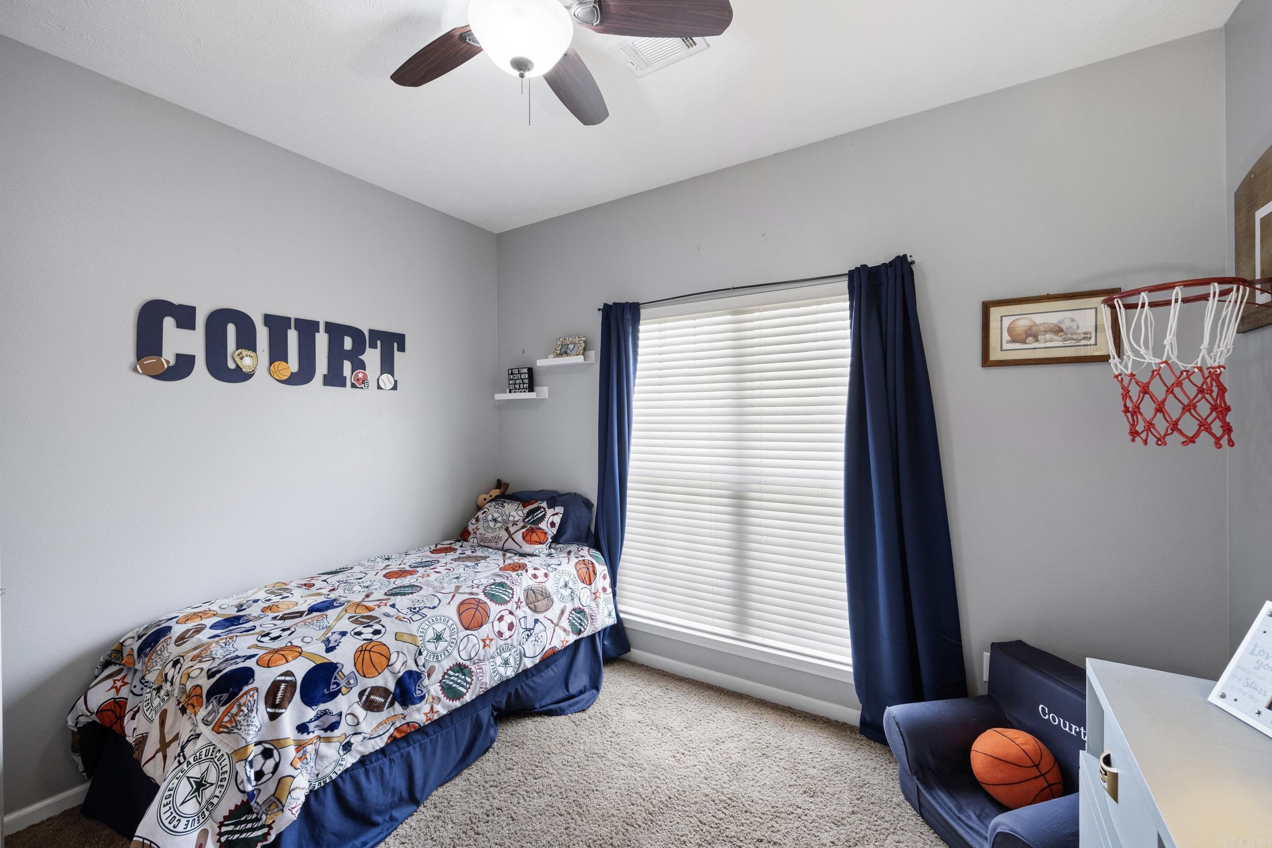 SAGEBRUSH COVE - Residential