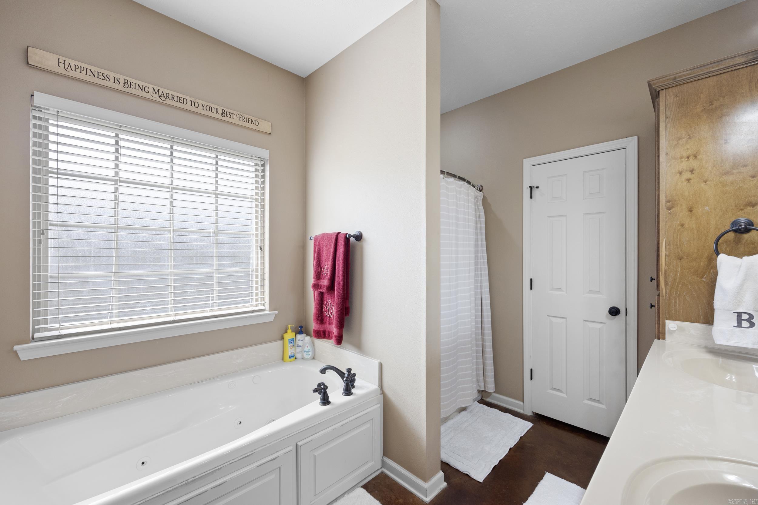 SAGEBRUSH COVE - Residential