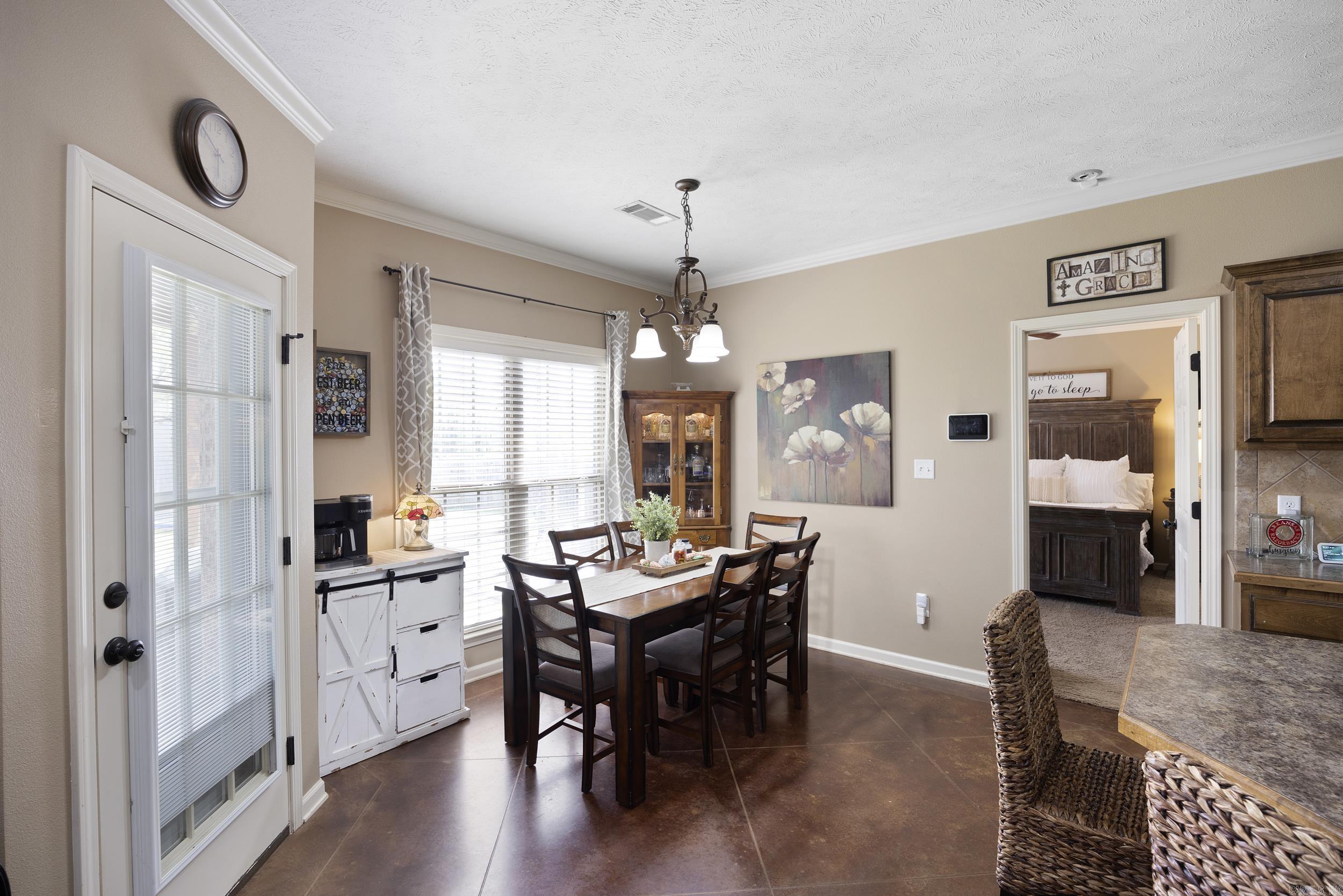 SAGEBRUSH COVE - Residential