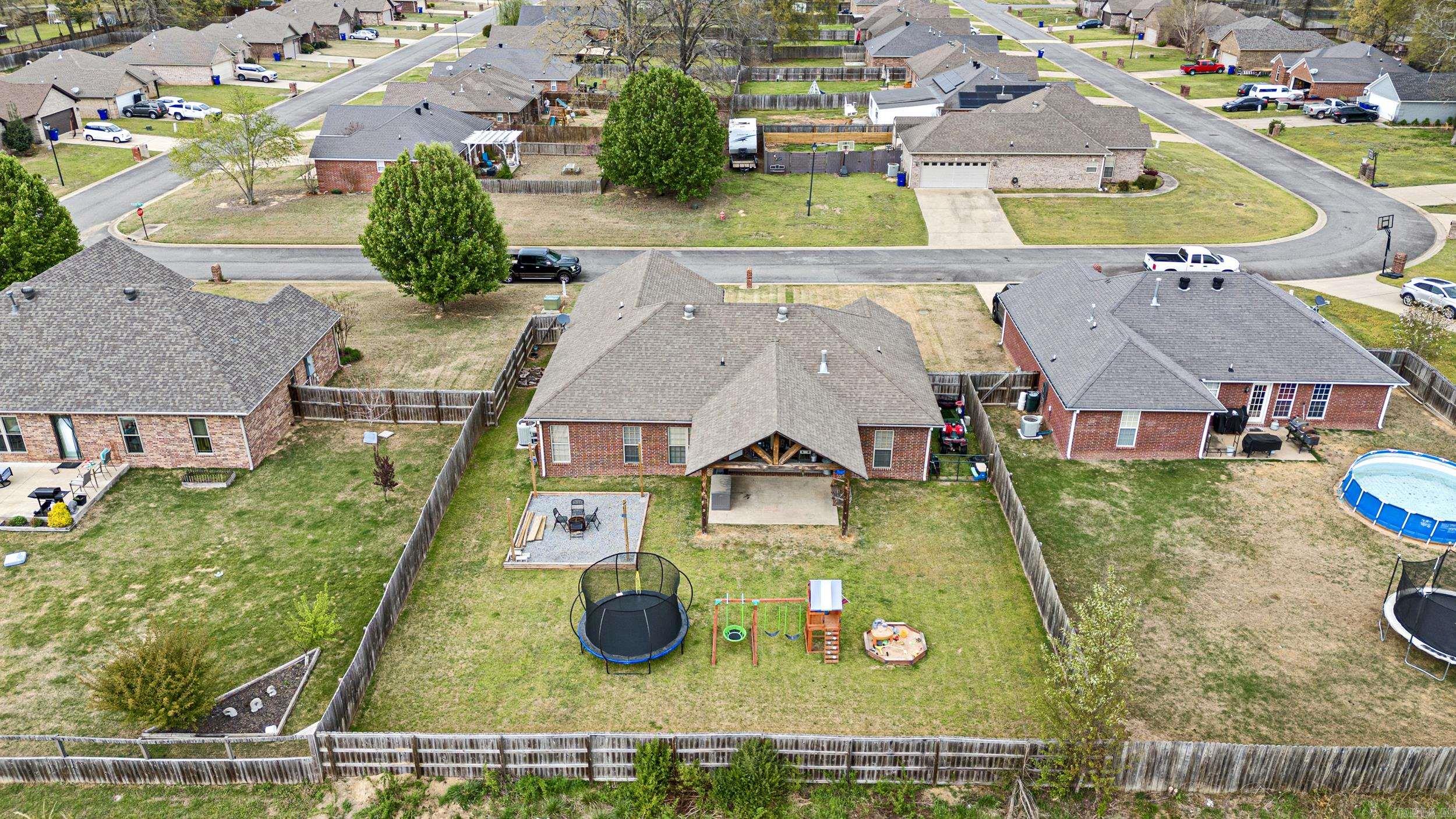 SAGEBRUSH COVE - Residential