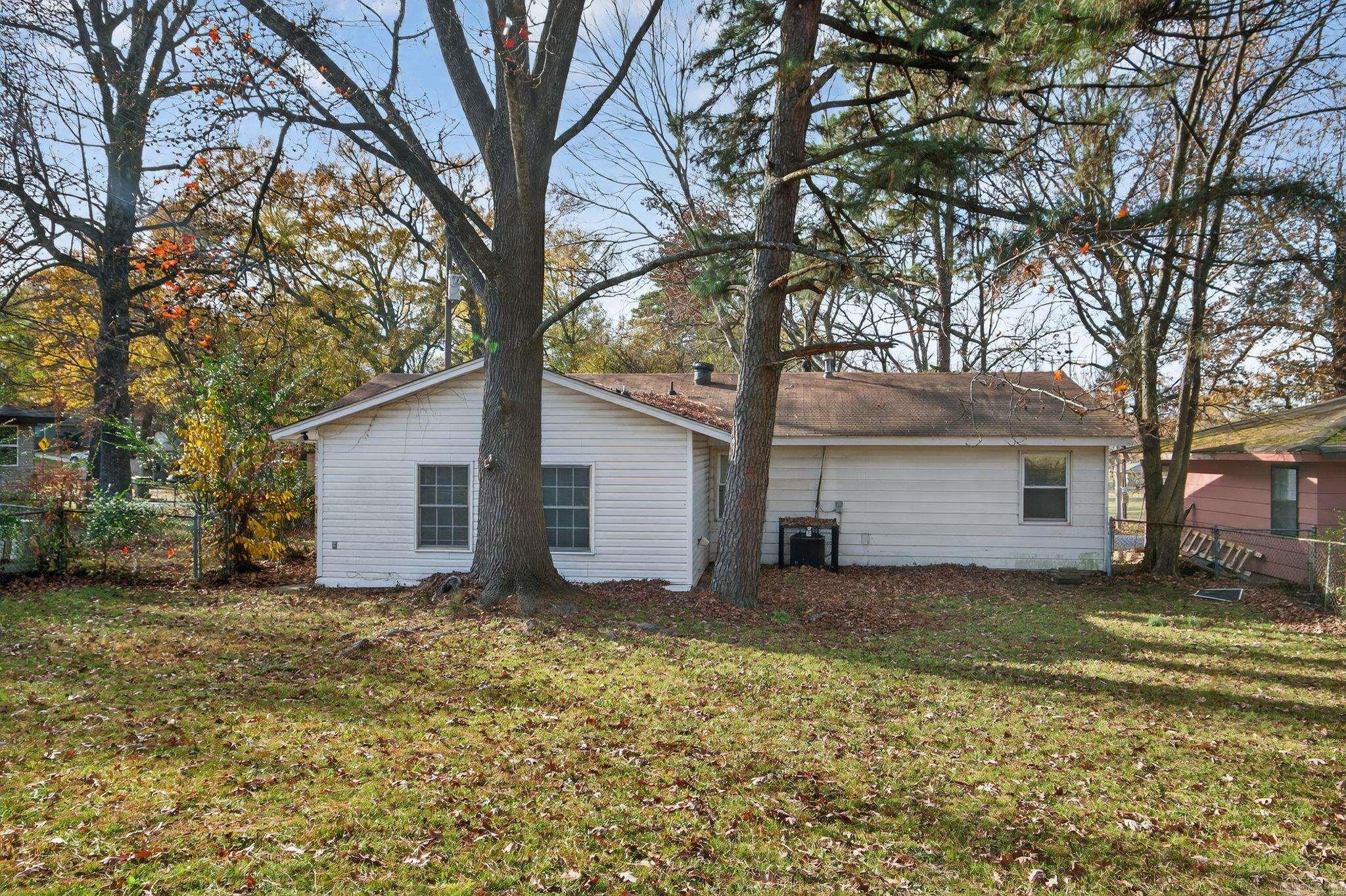 WAKEFIELD VILLAGE - Residential