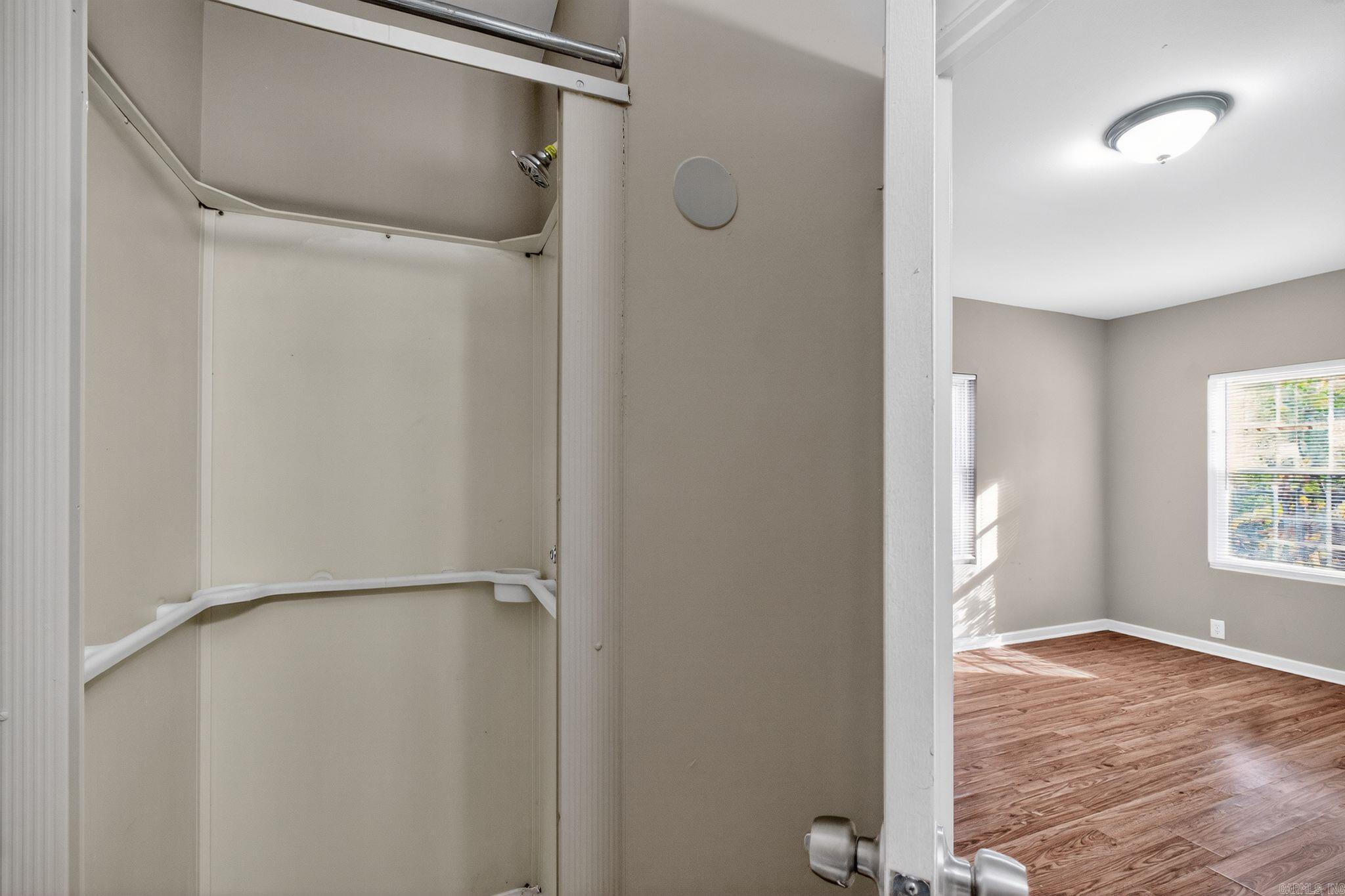 WAKEFIELD VILLAGE - Residential