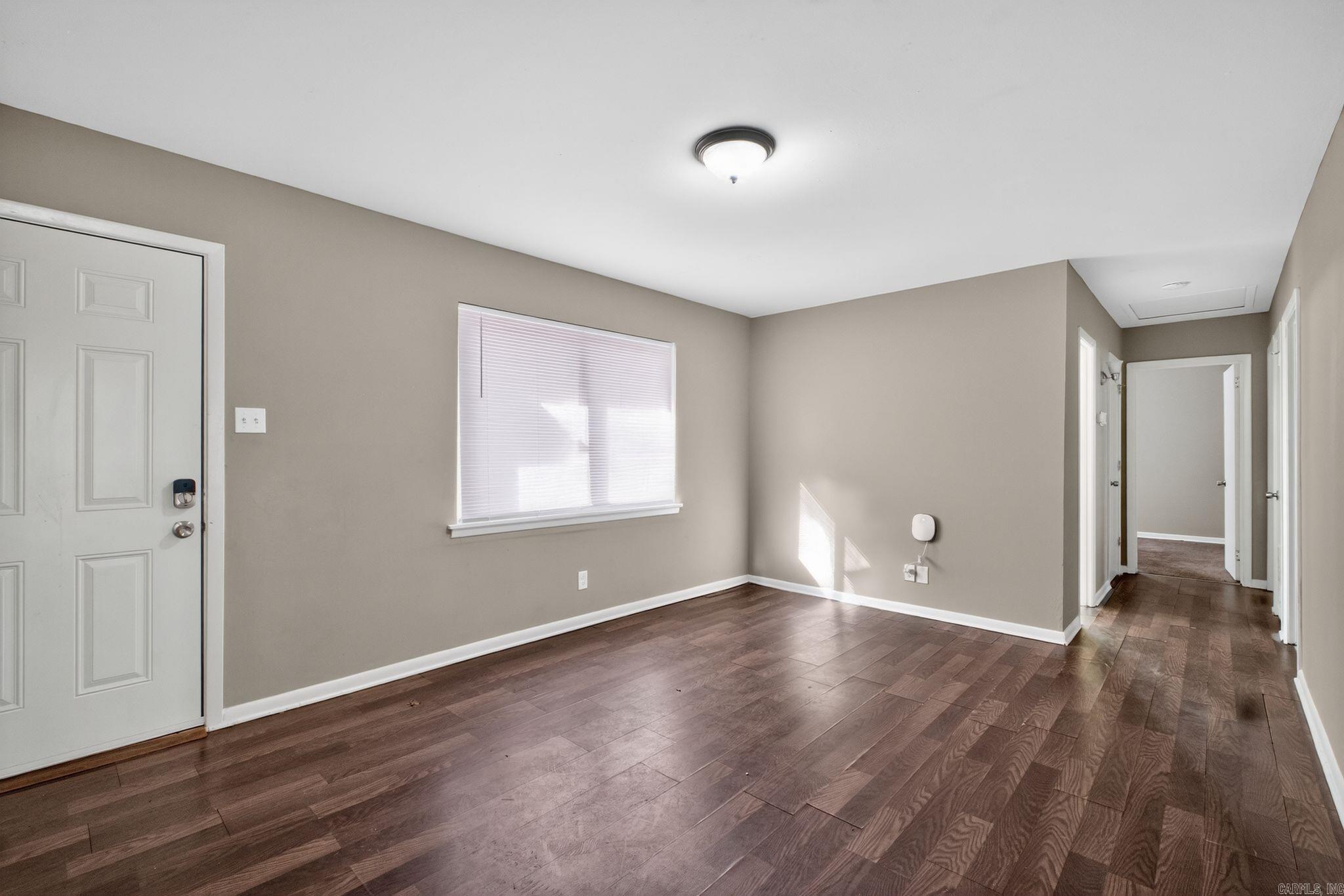 WAKEFIELD VILLAGE - Residential