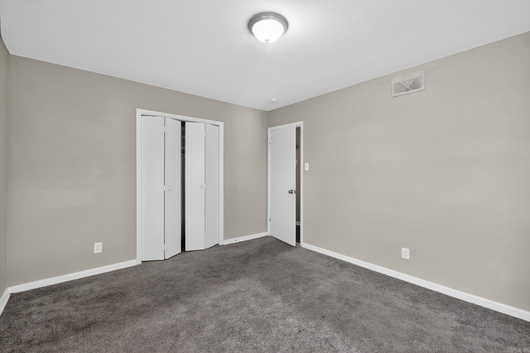 WAKEFIELD VILLAGE - Residential