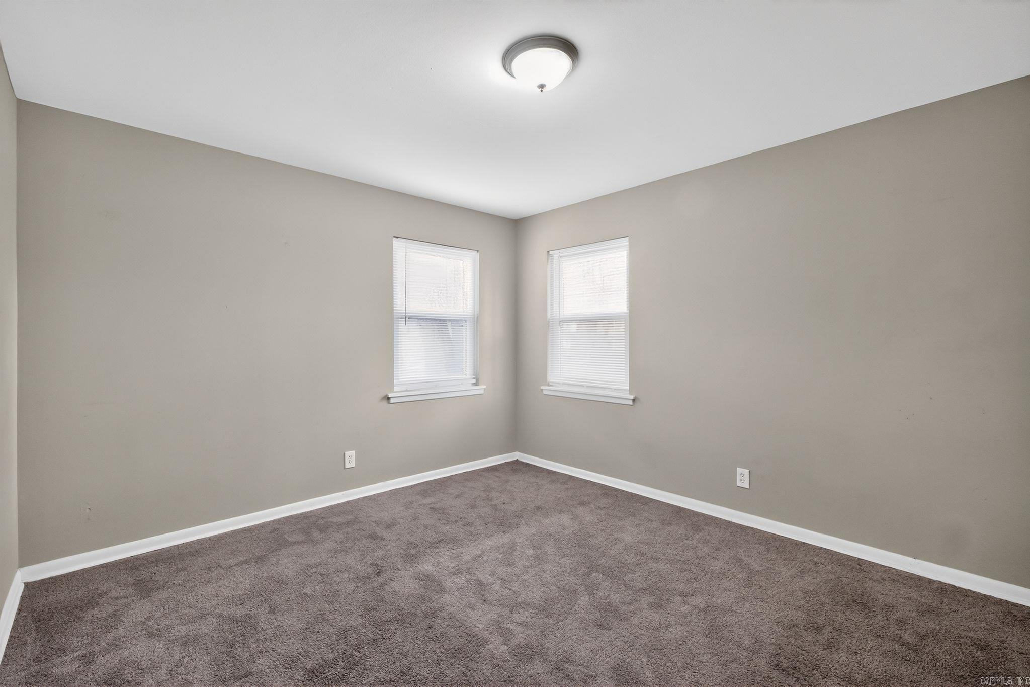 WAKEFIELD VILLAGE - Residential