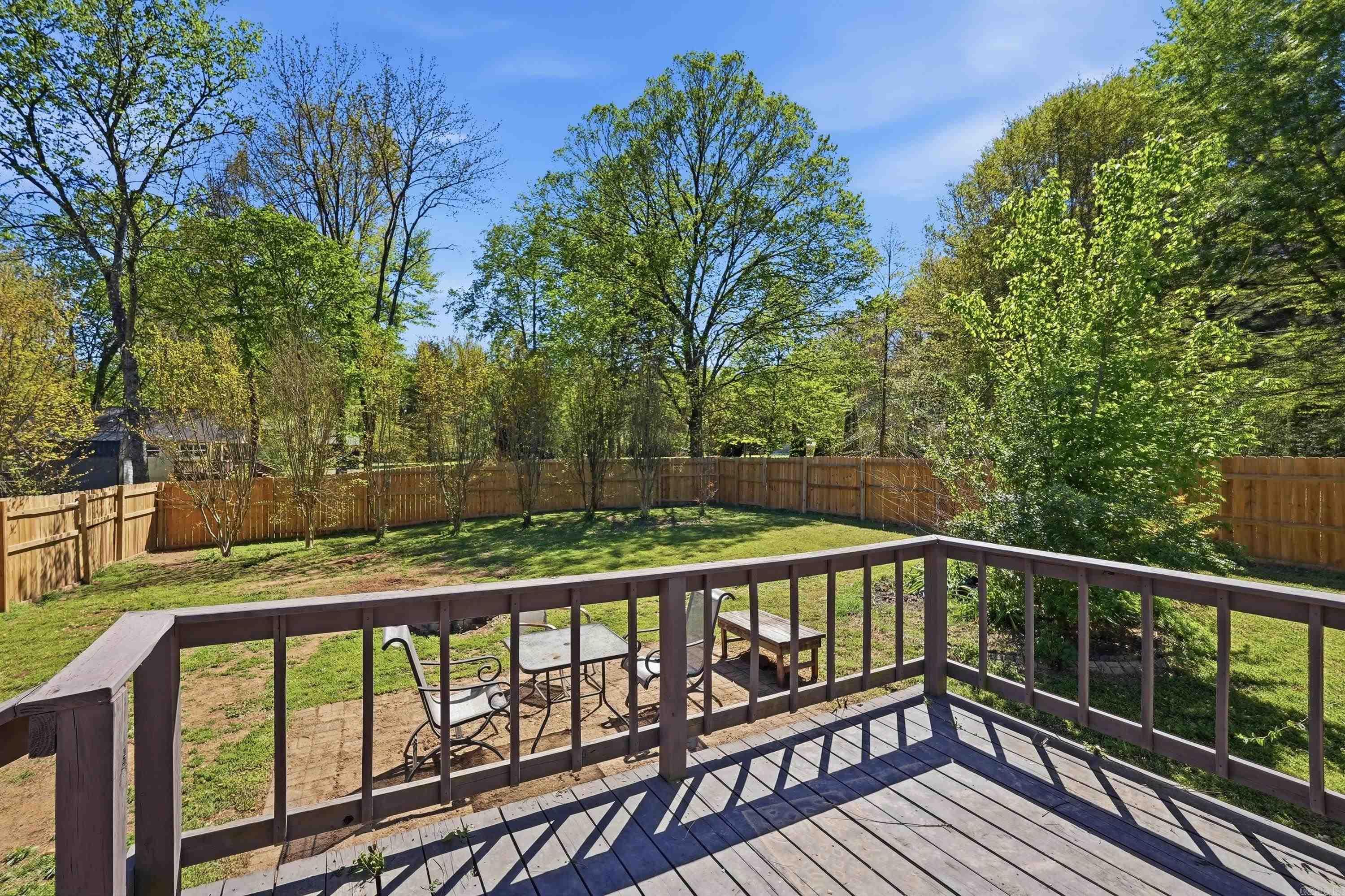 RIVER OAKS ESTATES - Residential