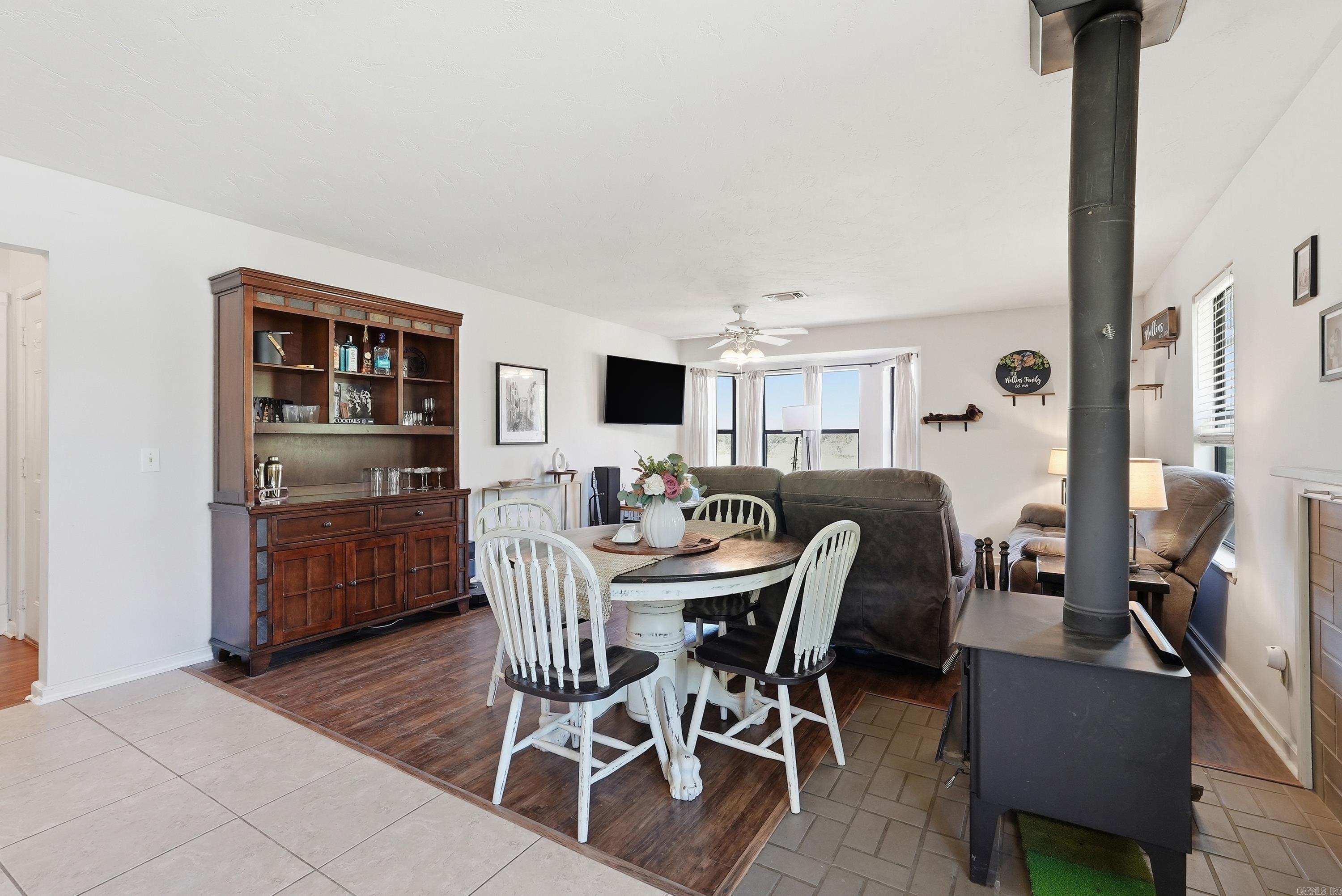 RIVER OAKS ESTATES - Residential