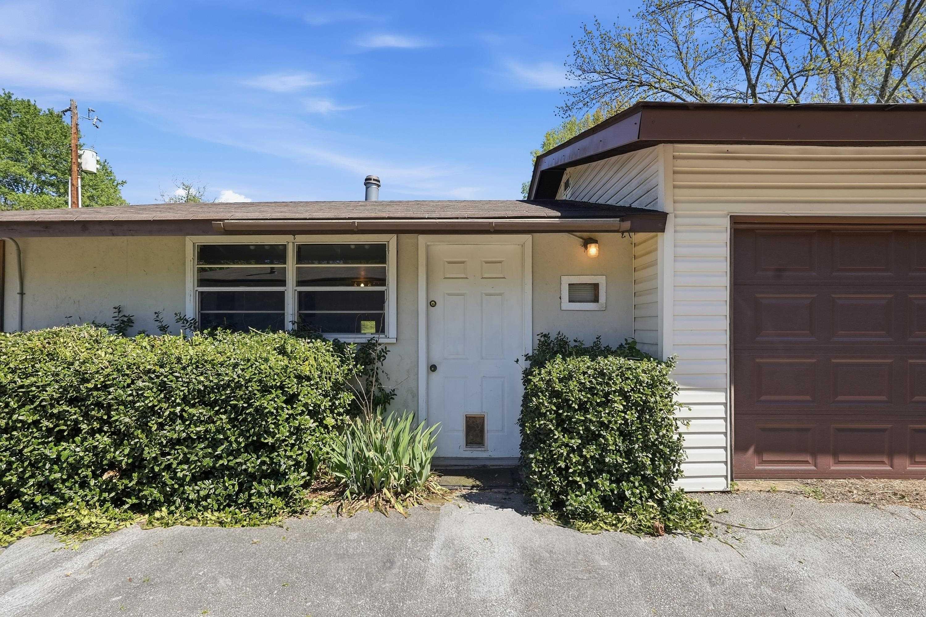 RIVER OAKS ESTATES - Residential