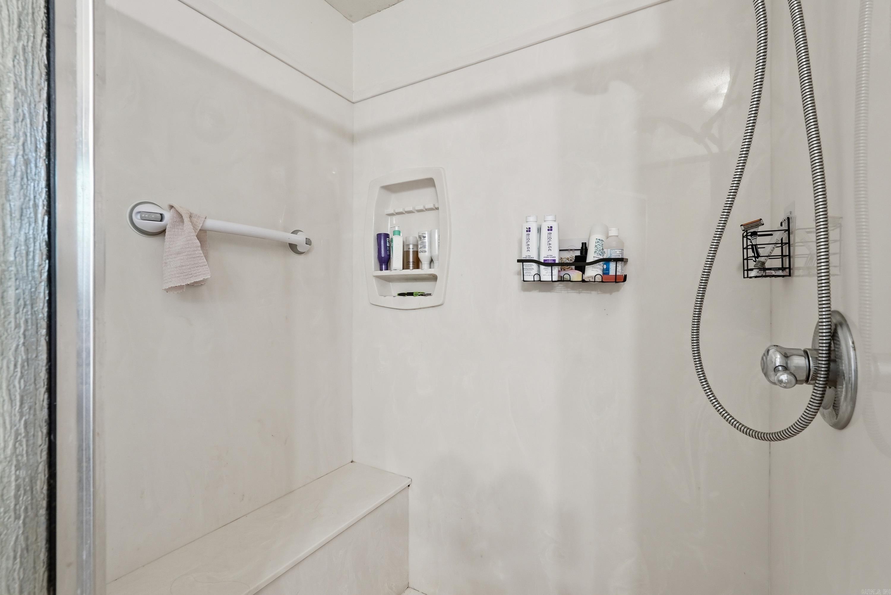 RIVER OAKS ESTATES - Residential