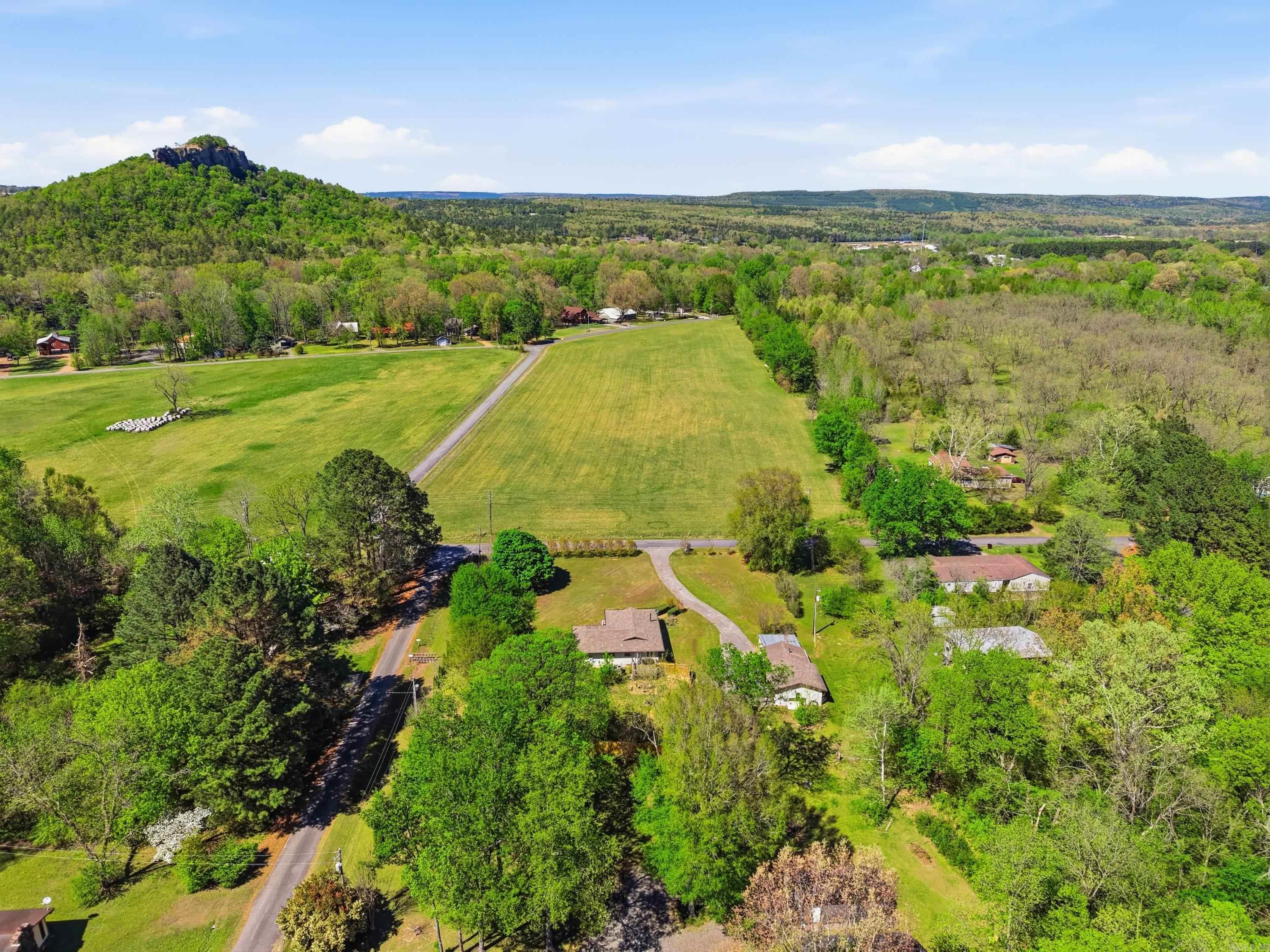 RIVER OAKS ESTATES - Residential