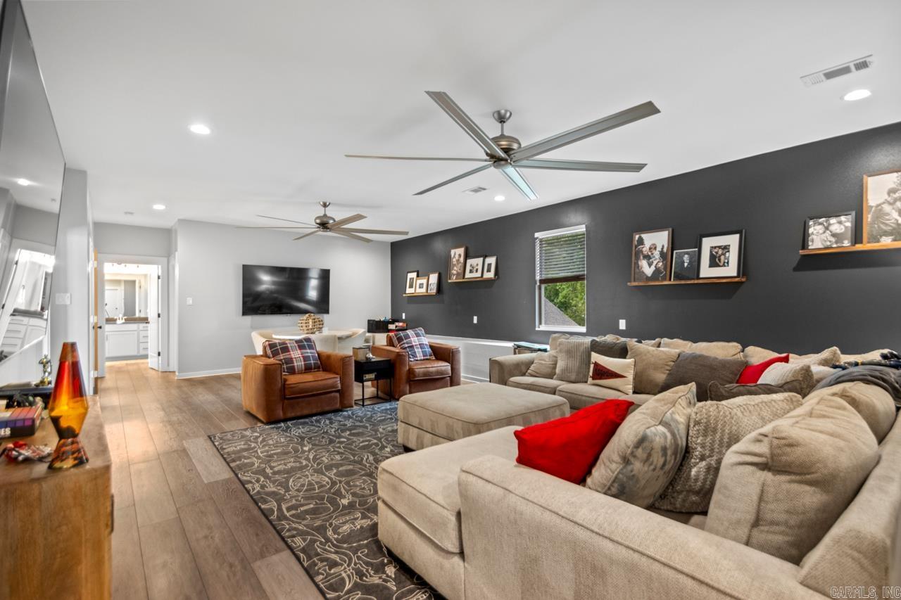 BRENTS - Residential