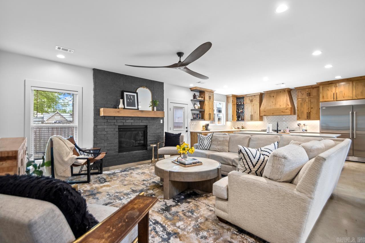 BRENTS - Residential