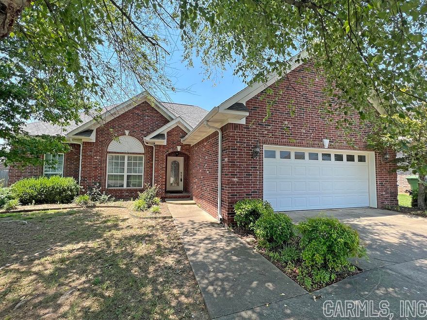 Lovely 4 bed/ 2.5 bath home in West Conway with a split floor plan. First level offers primary bedroom and two additional bedrooms. Fourth bedroom is upstairs with half bath. This room could also be used as a home office or play room. Spacious living room, eat in kitchen with Granite Counters, stainless steel appliances, under cabinet lighting, and a separate dining room. Large primary bedroom with spacious bathroom that also has a jetted tub and walk in shower. Appx 16'X32' workshop with sheetrock walls and heated and cooled. Fully fenced yard and two car garage. Agents please see remarks for important details.