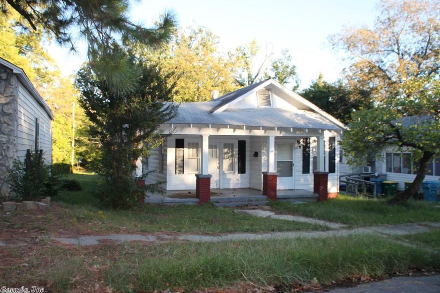 No Disclosure - To Be Sold "AS IS" - Buyer to be responsible for turning on any utilities required for inspection, put this in other conditions on contract. Must disclose if investor or owner occupant.  Pre-Qual or Proof of Funds must be with offer.  Earnest Money $1,000.00. Complete agent/company contact with offer (email address, phone #, ect.).  Property has a Combo Lock Box, see agent remarks.