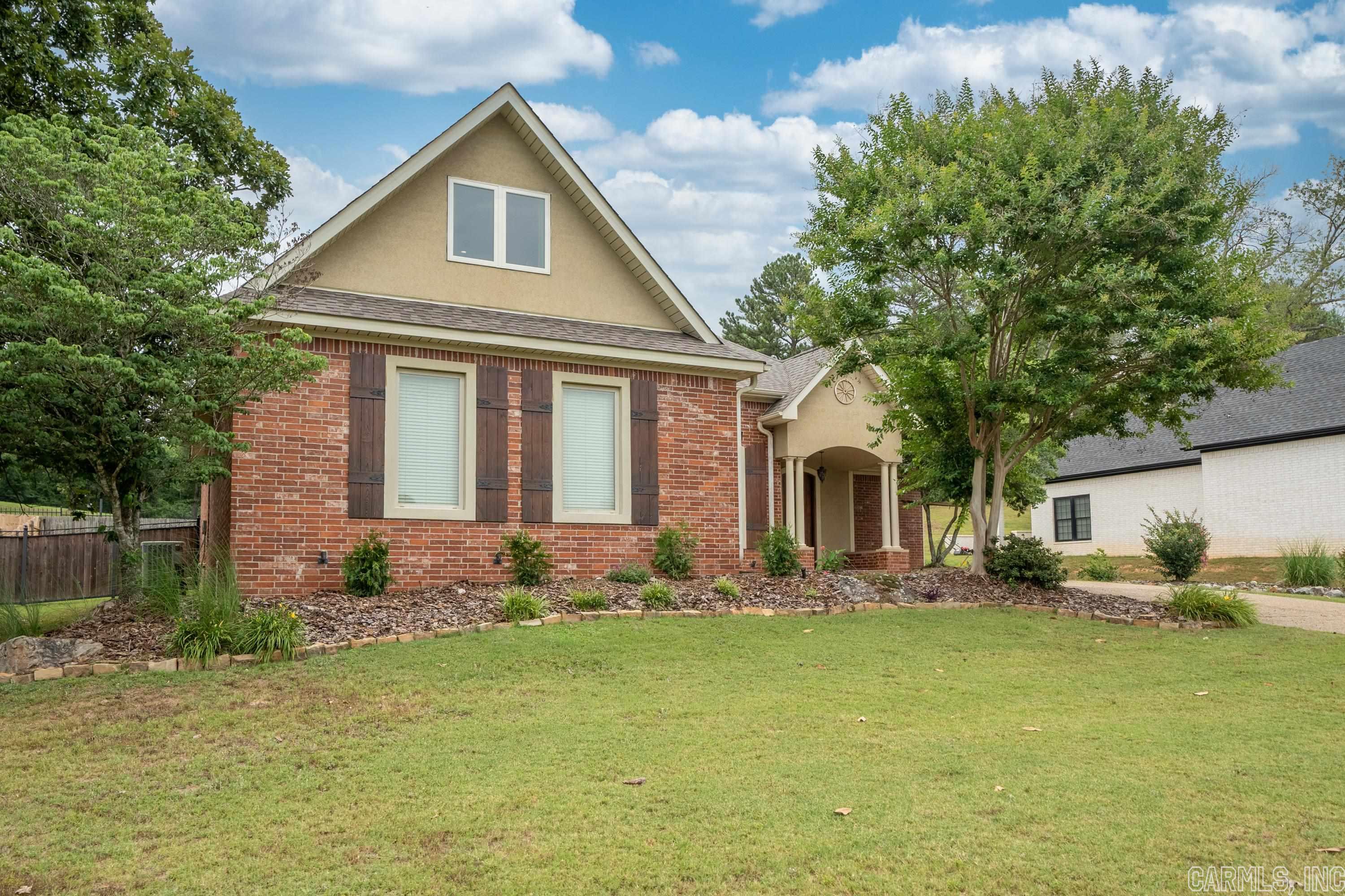 QUAIL RIDGE ESTATES - Residential