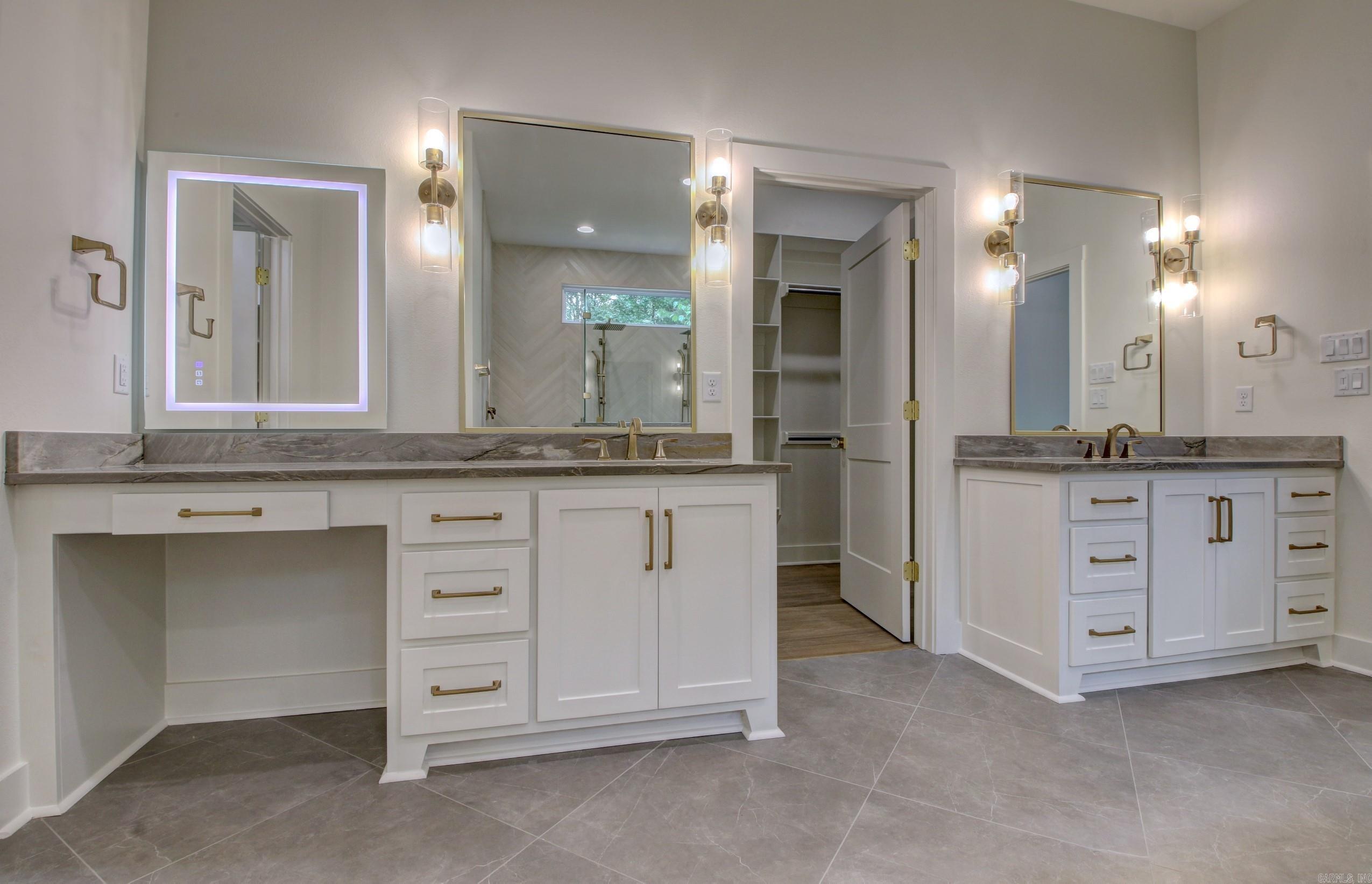 GREYSTONE - Residential