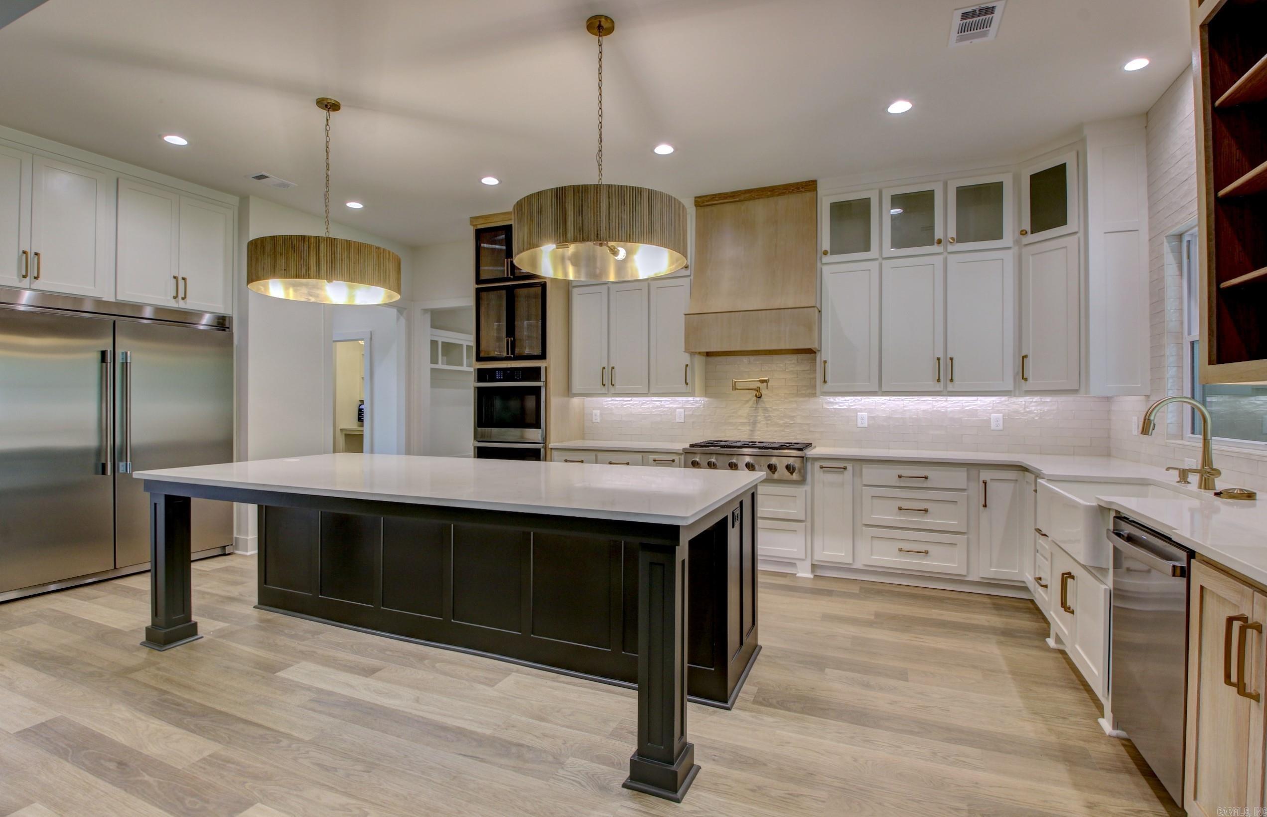 GREYSTONE - Residential