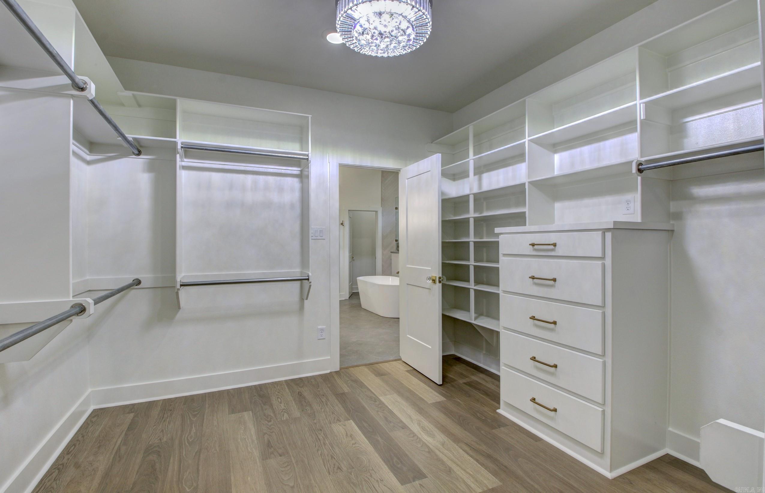 GREYSTONE - Residential
