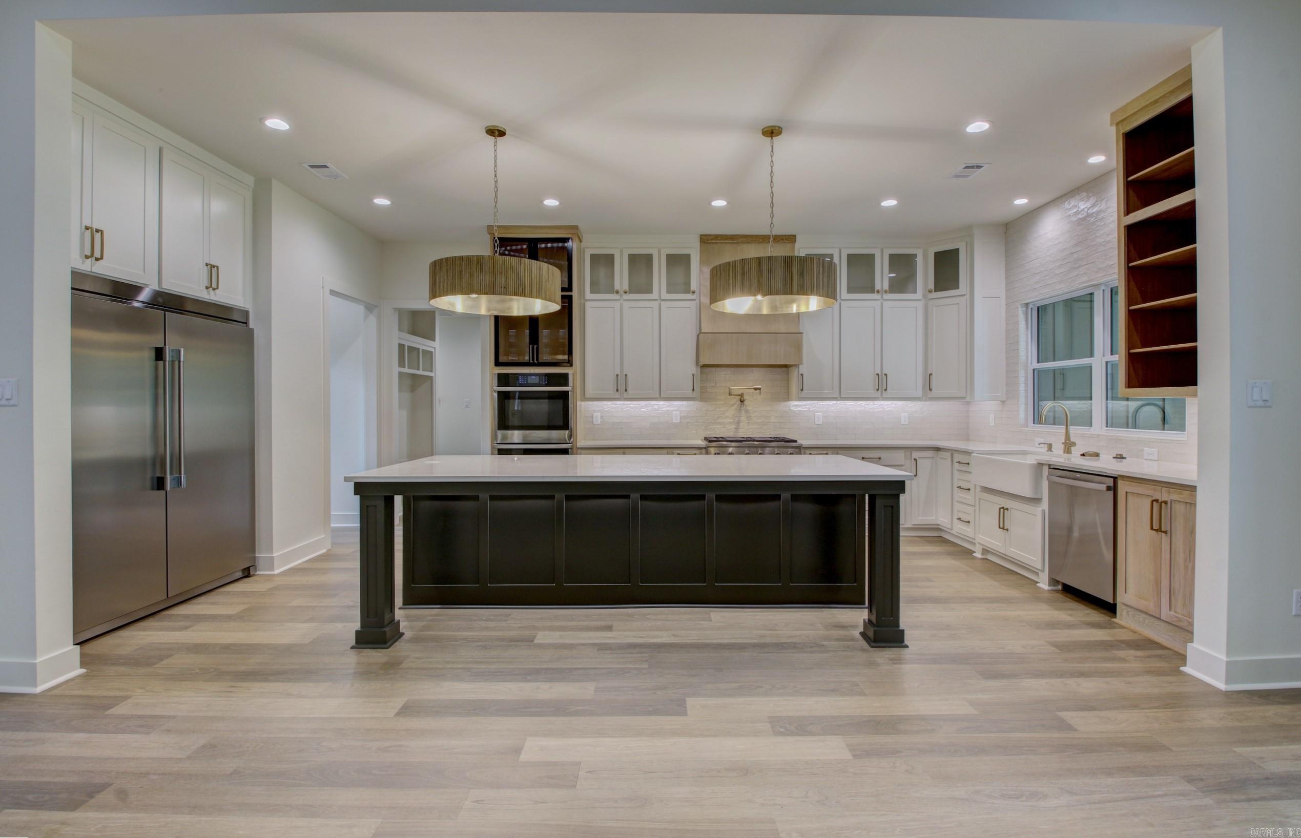 GREYSTONE - Residential