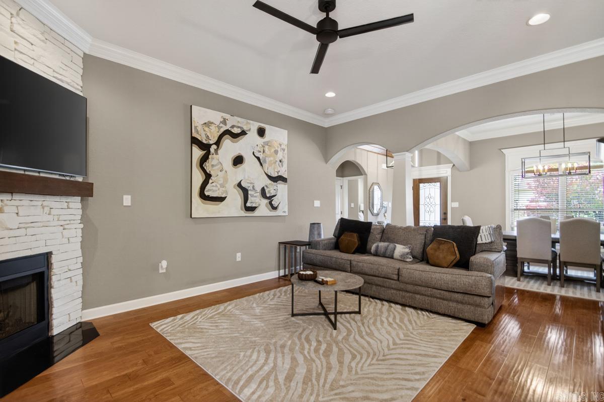 MILLERS GLENN - Residential