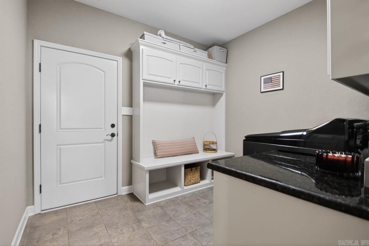 MILLERS GLENN - Residential