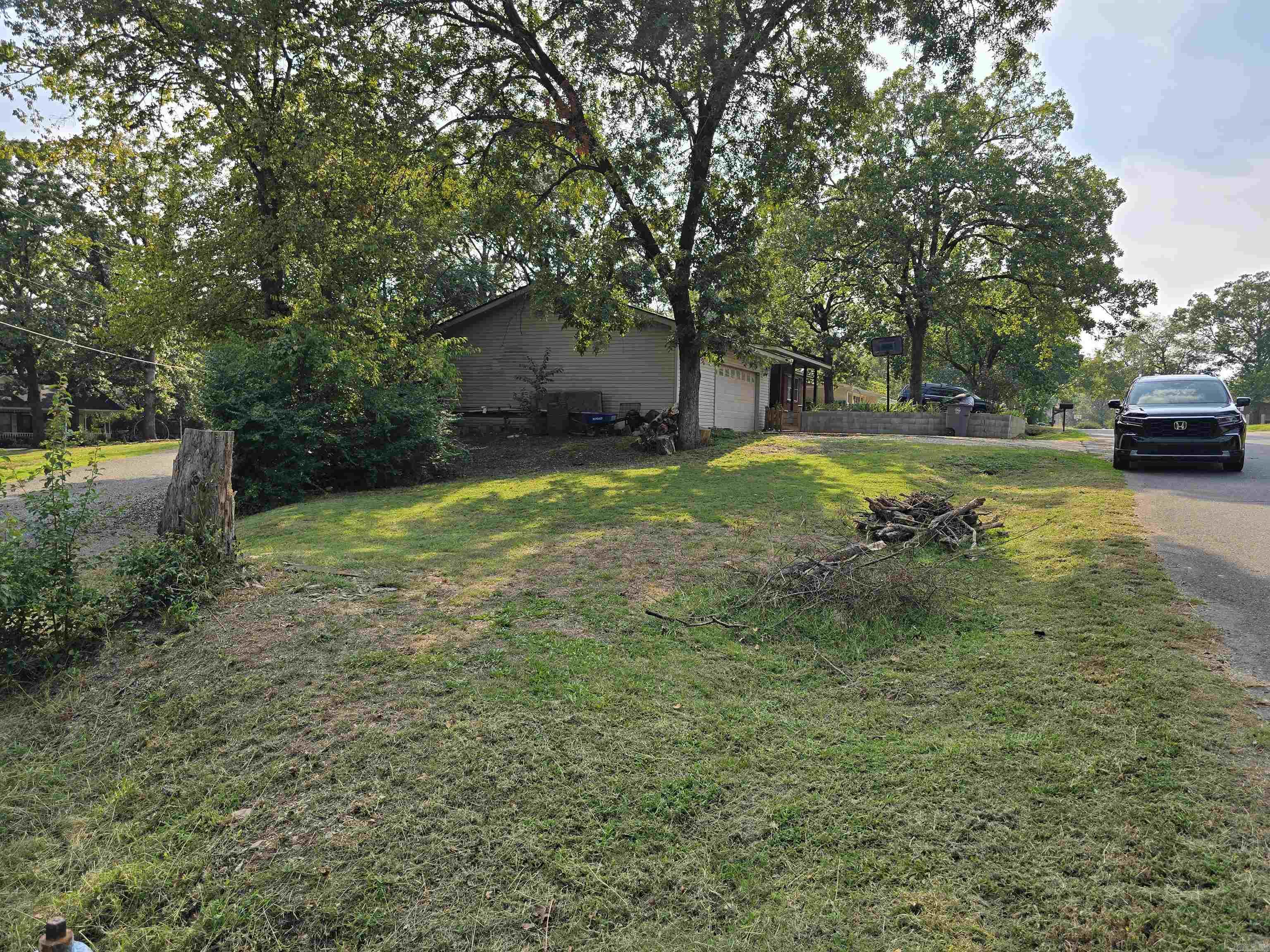 SUNSET ACRES - IN - Residential