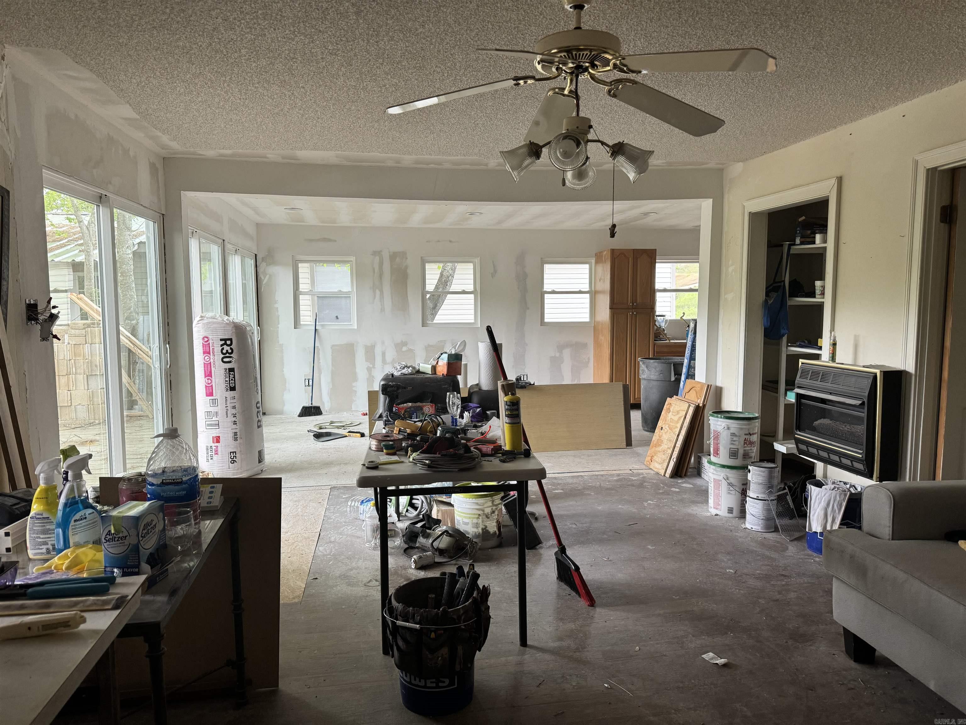 CHEROKEE BEACH LAKE ESTATES - Residential