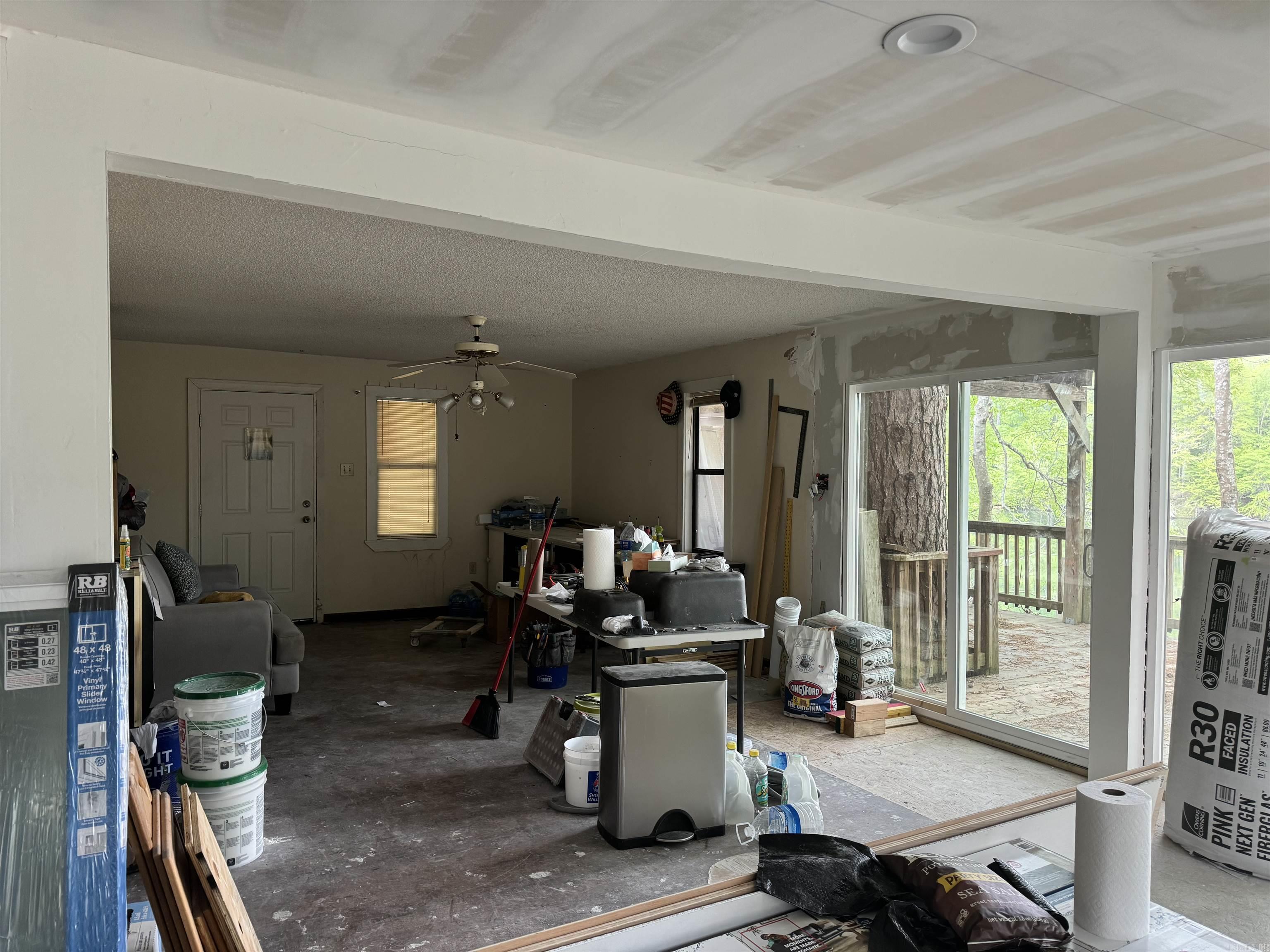 CHEROKEE BEACH LAKE ESTATES - Residential