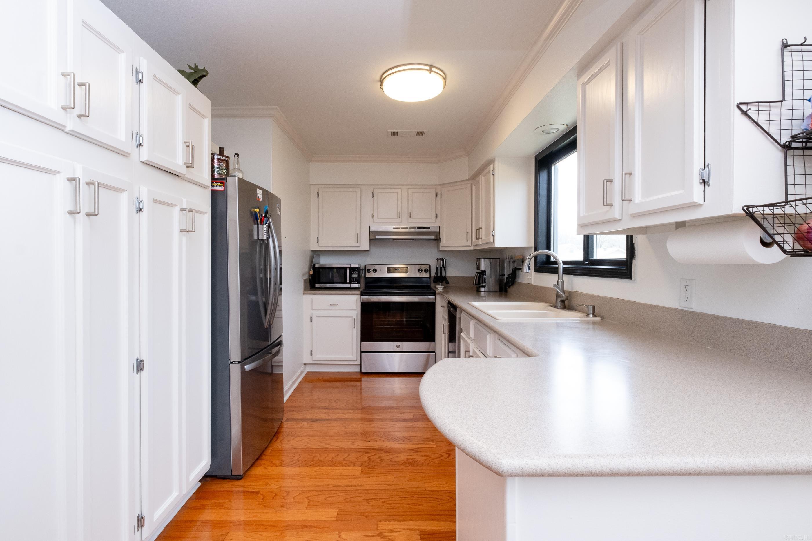 MONROE MANOR PRD - Residential