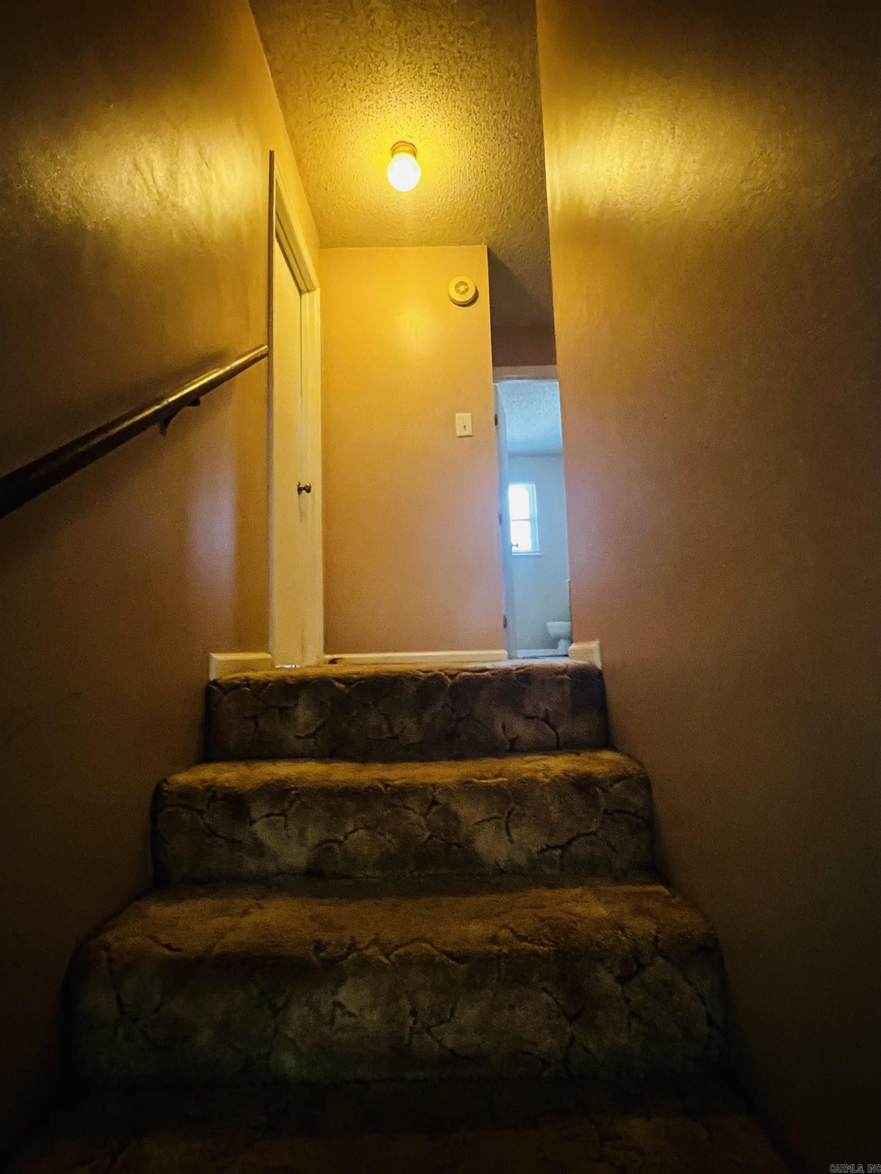 STONEWALL - Residential