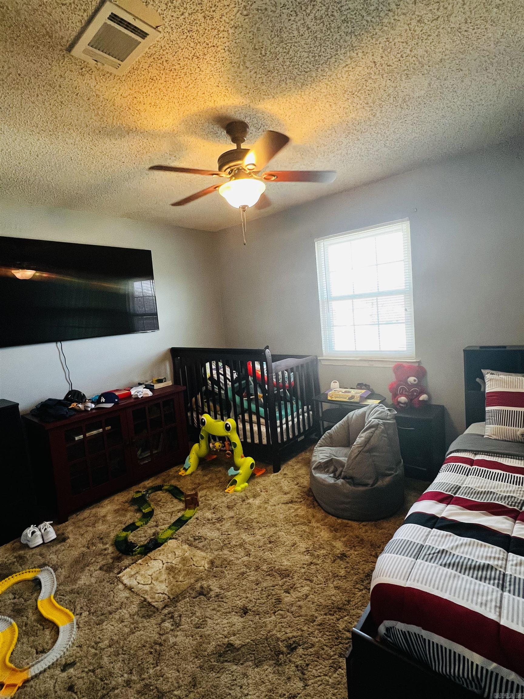 STONEWALL - Residential