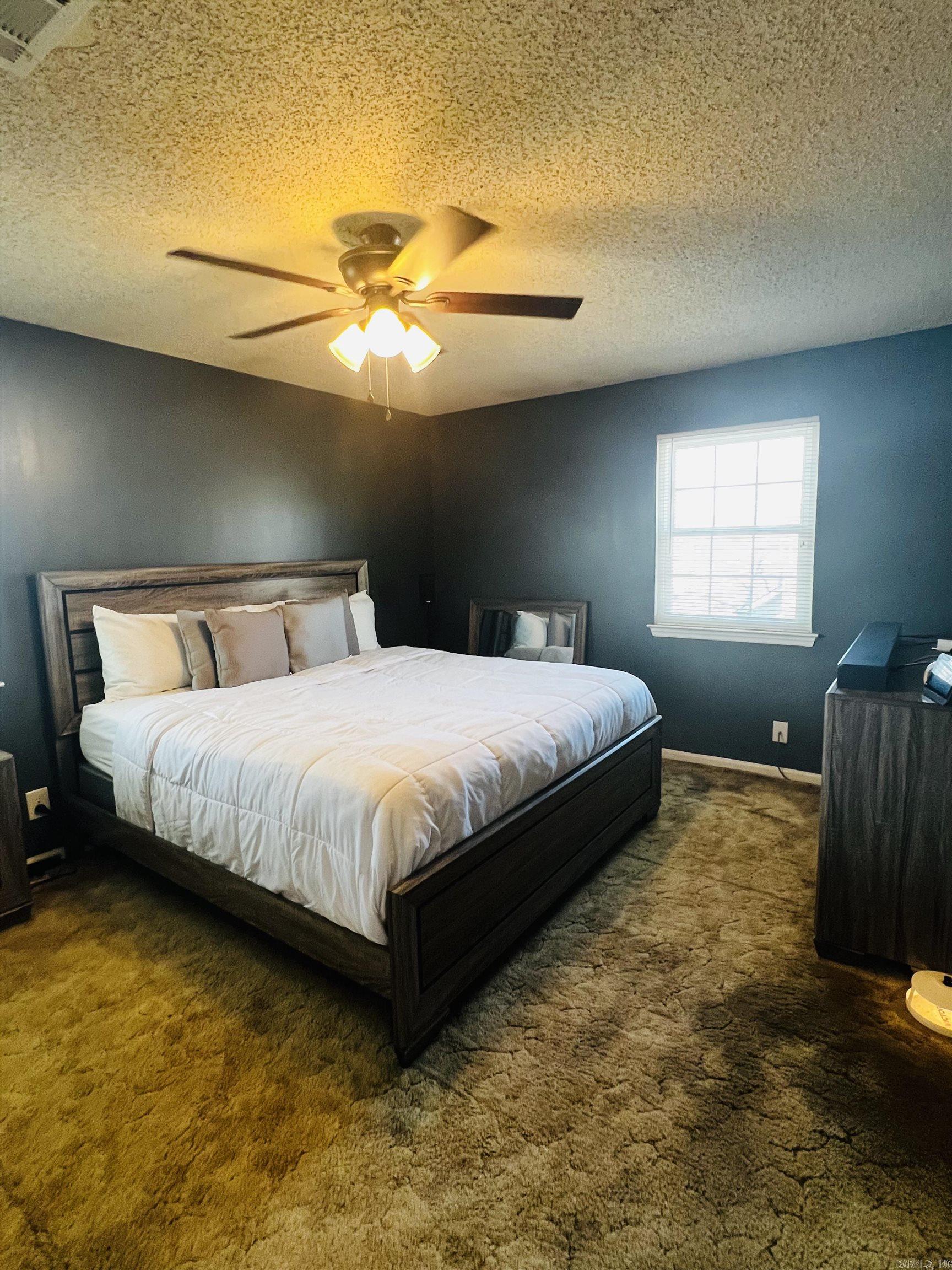 STONEWALL - Residential