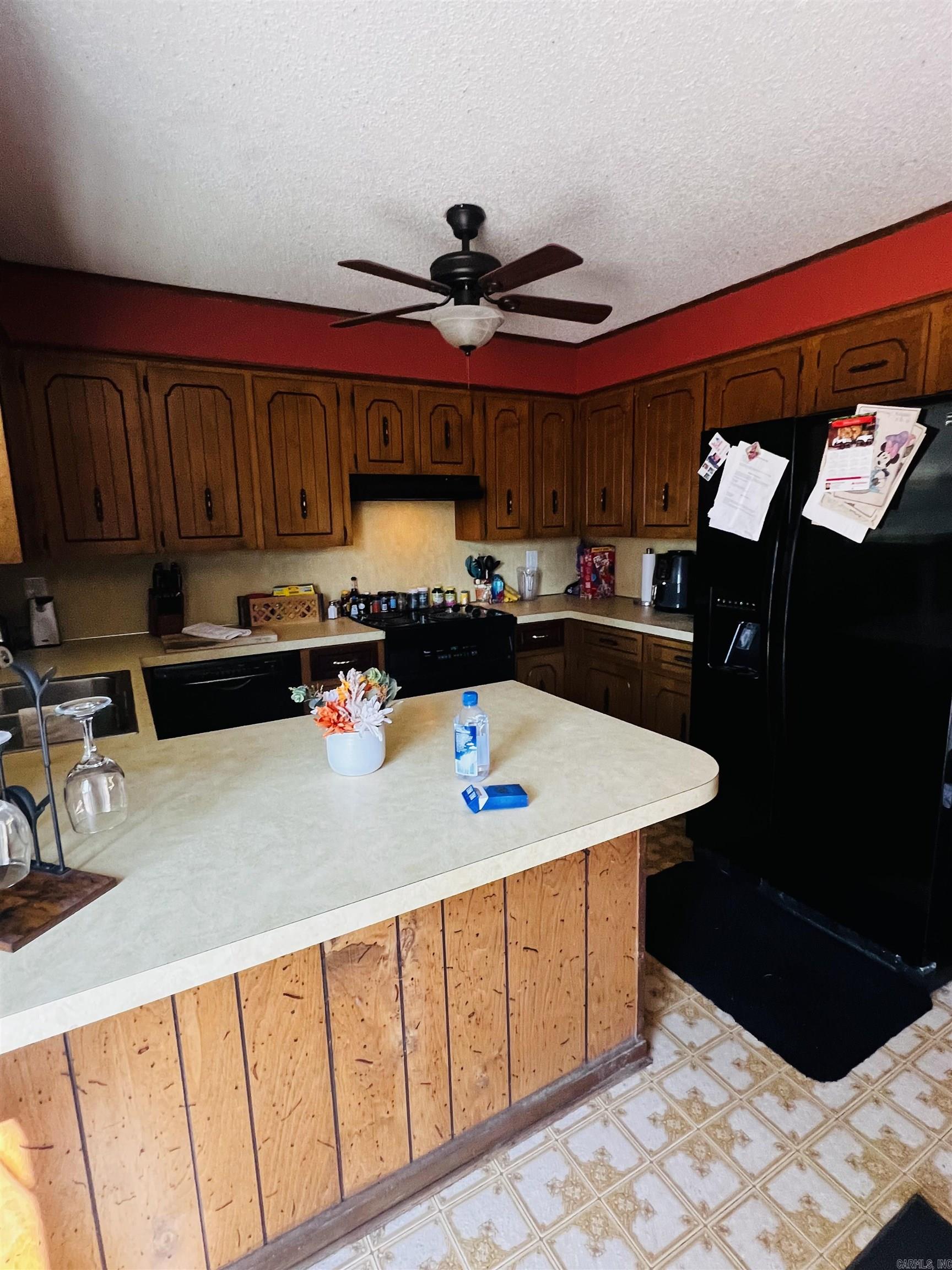 STONEWALL - Residential