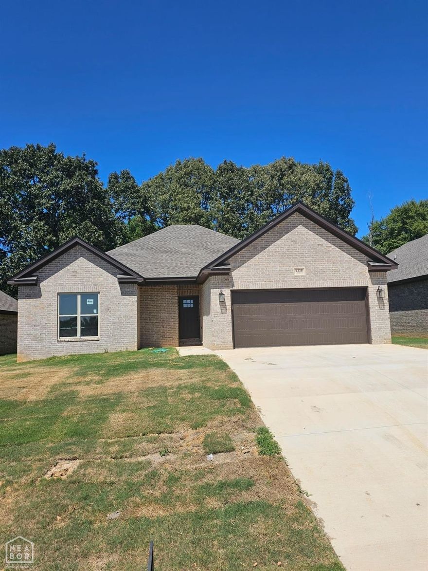3 Bed / 2 Bath NEW CONSTRUCTION in Bobcat Meadows Subdivision.