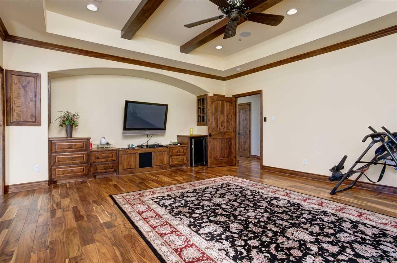 HURRICANE LAKE EST - Residential
