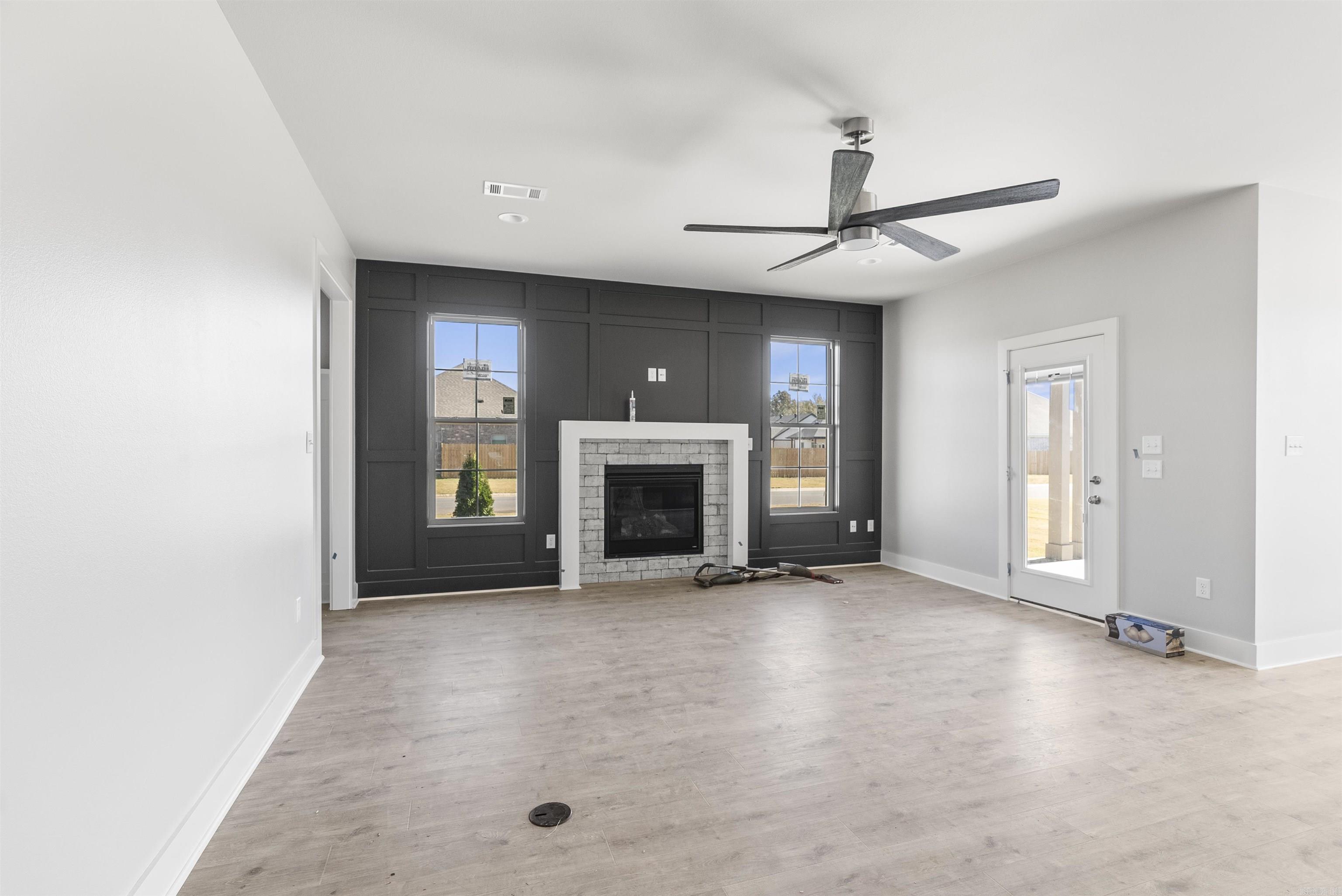 EAST MEADOW - Residential