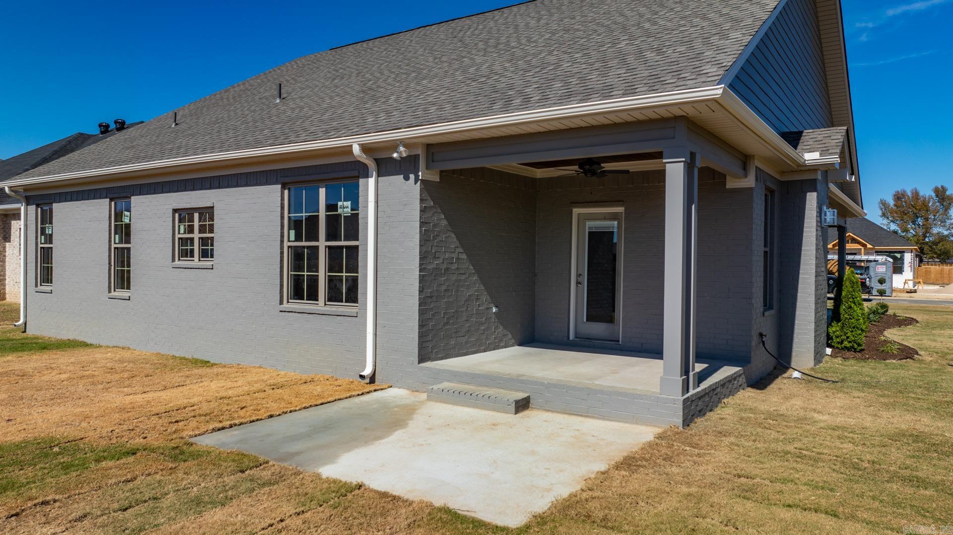 EAST MEADOW - Residential