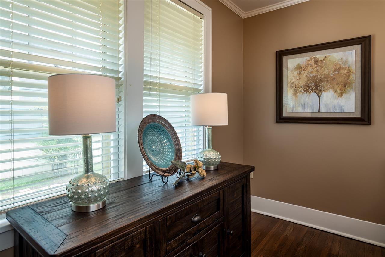 ELMHURST - Residential