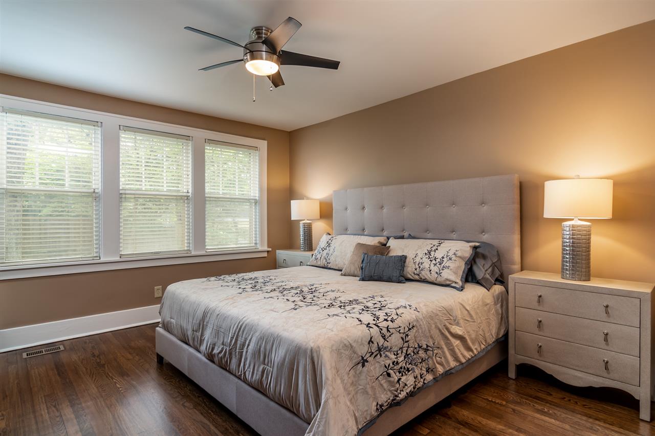 ELMHURST - Residential