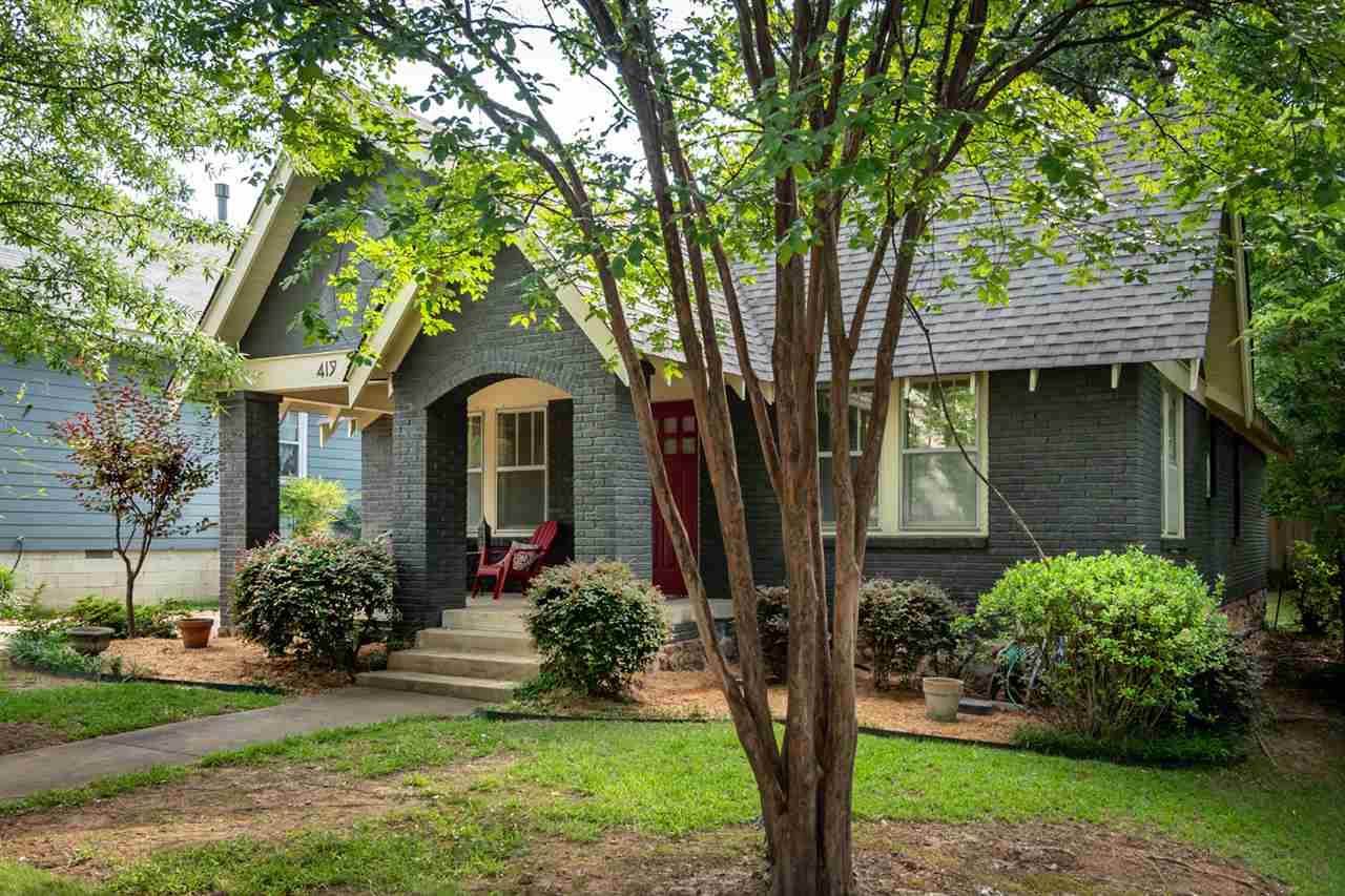 ELMHURST - Residential