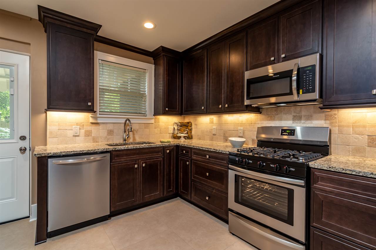 ELMHURST - Residential