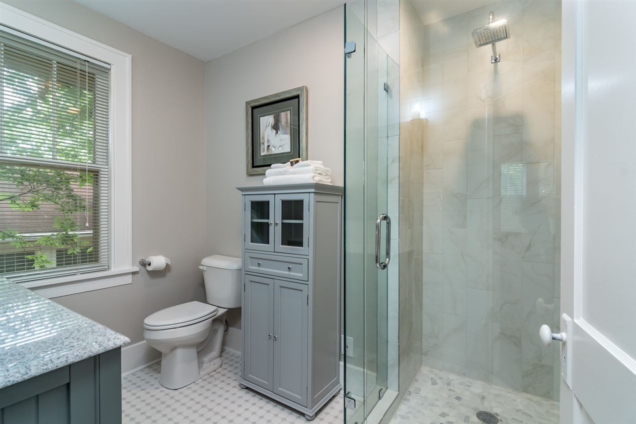 ELMHURST - Residential