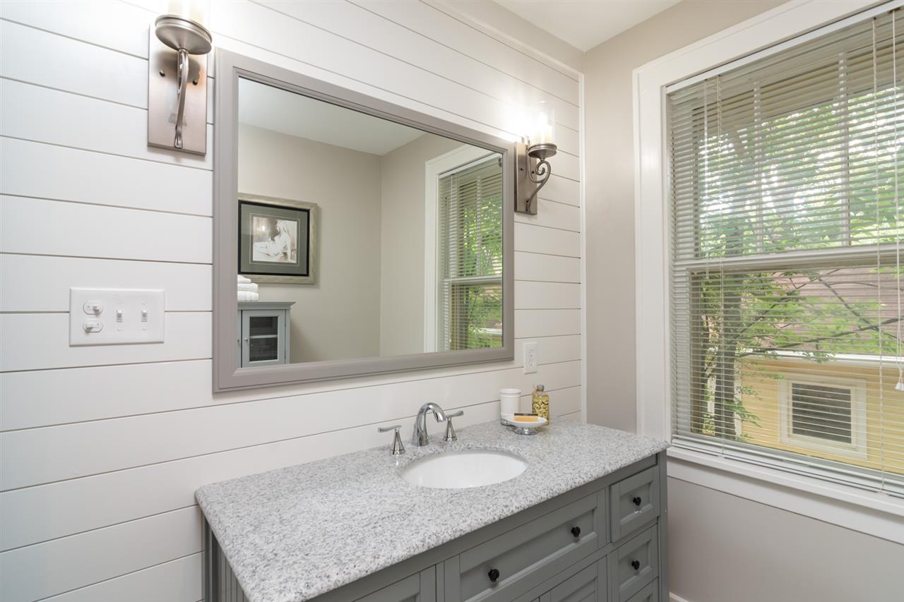 ELMHURST - Residential