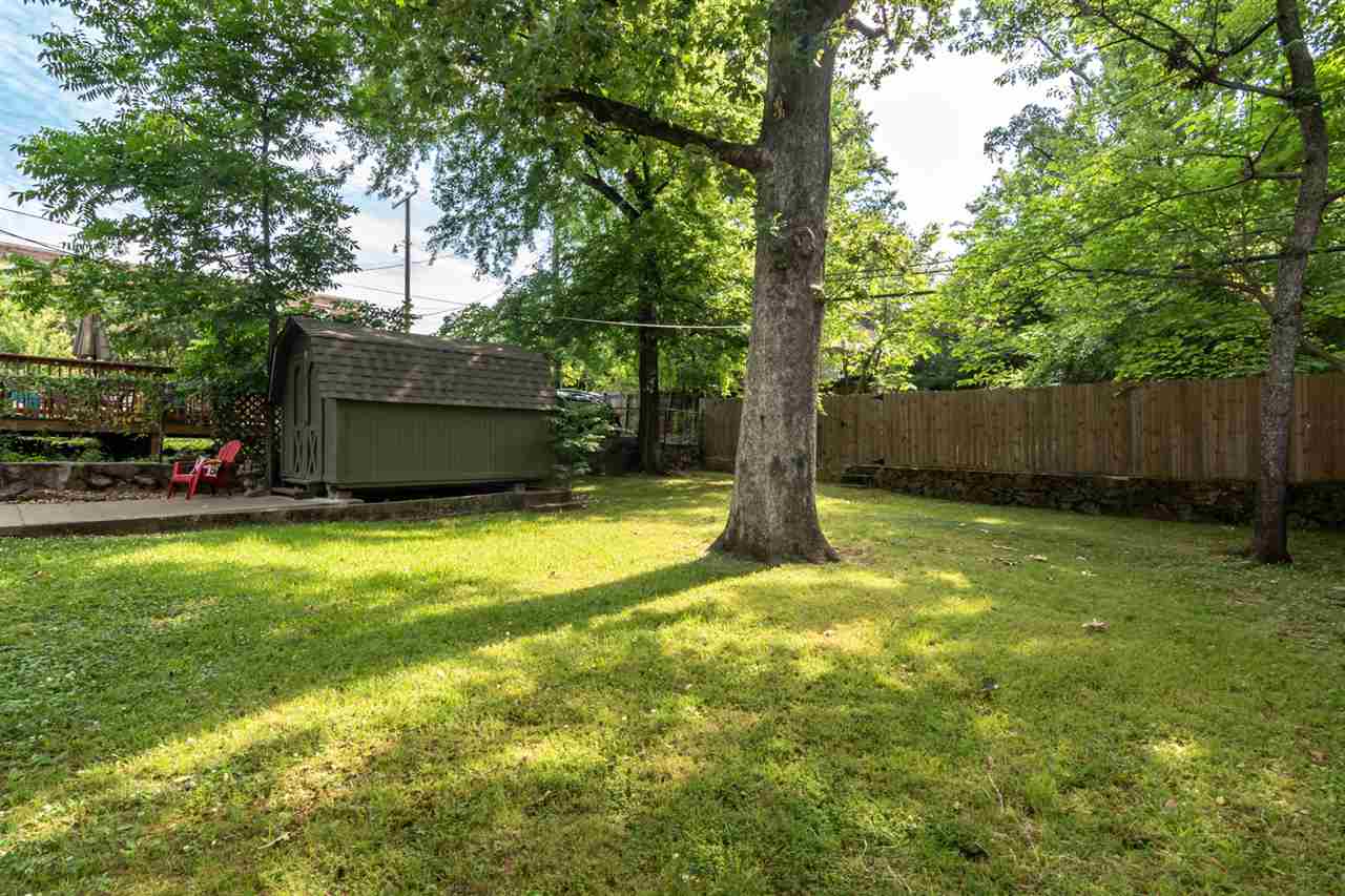 ELMHURST - Residential