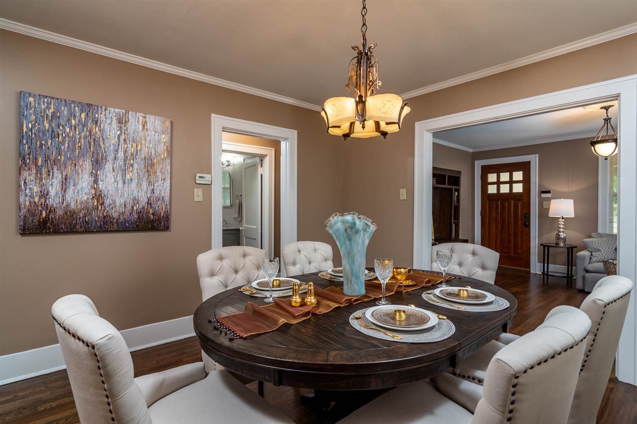 ELMHURST - Residential