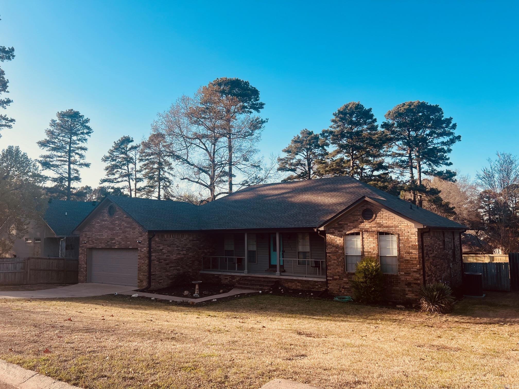 SADDLETOP - Residential