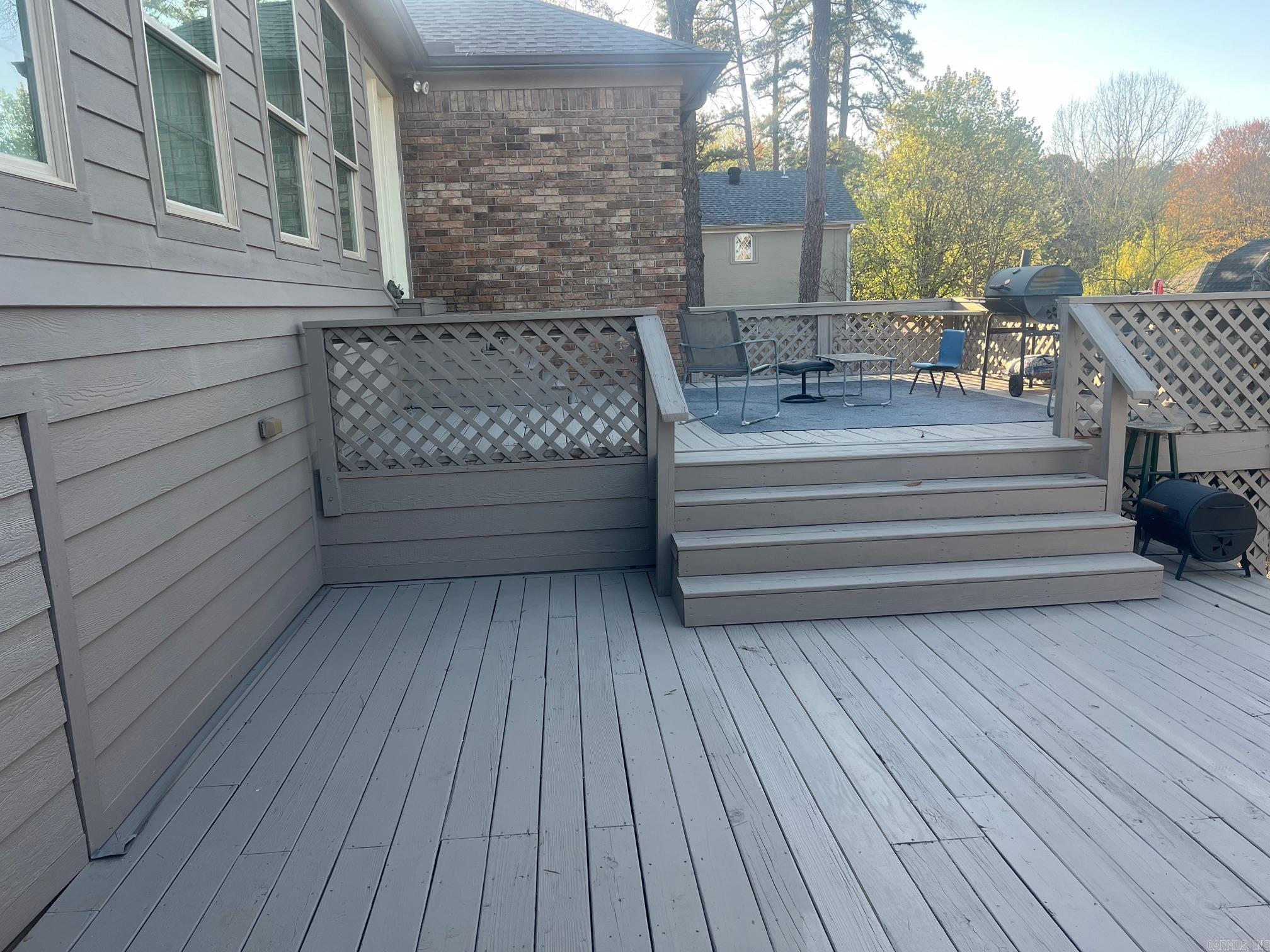 SADDLETOP - Residential