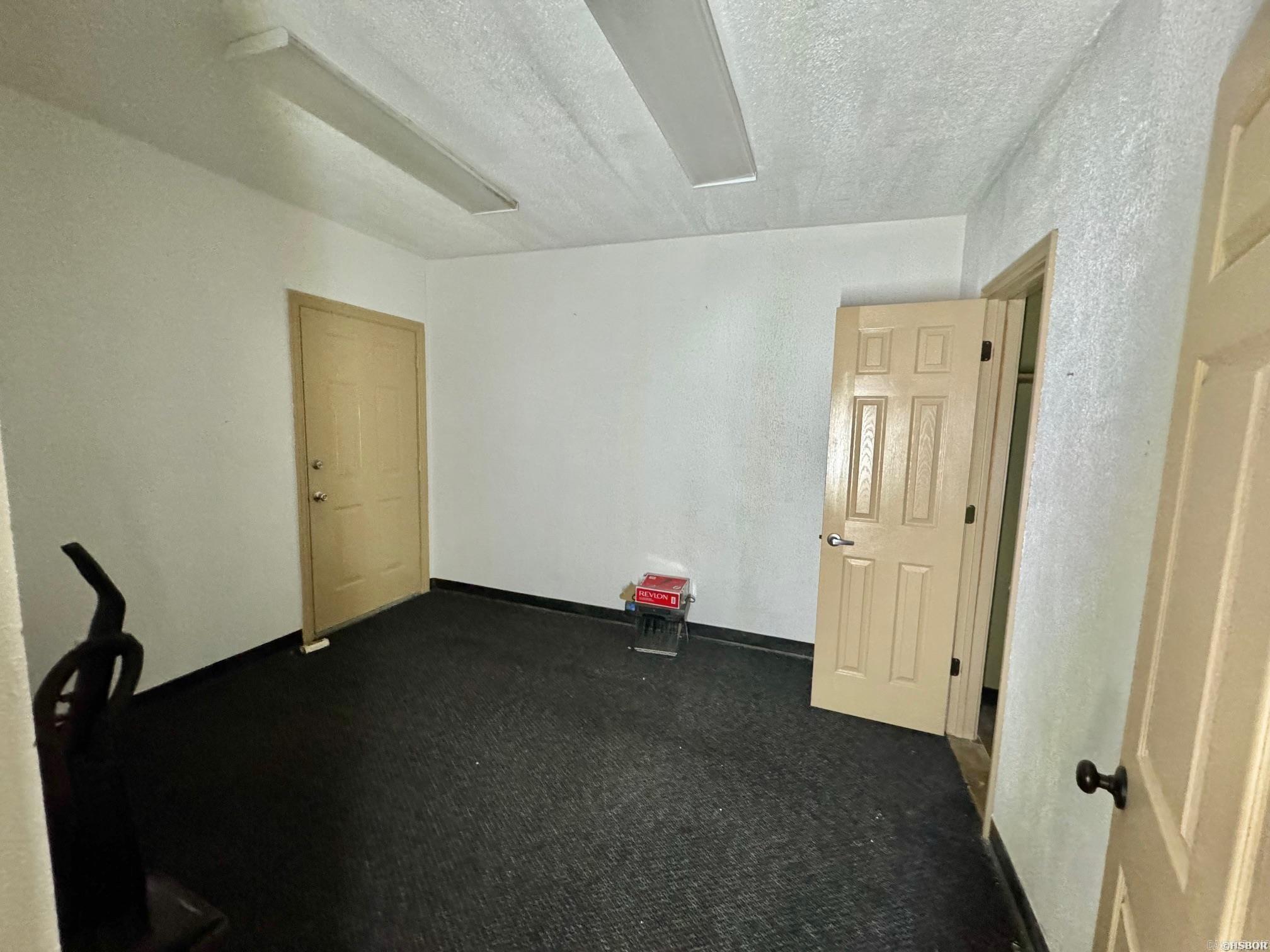 South Hot Springs - Commercial Sale
