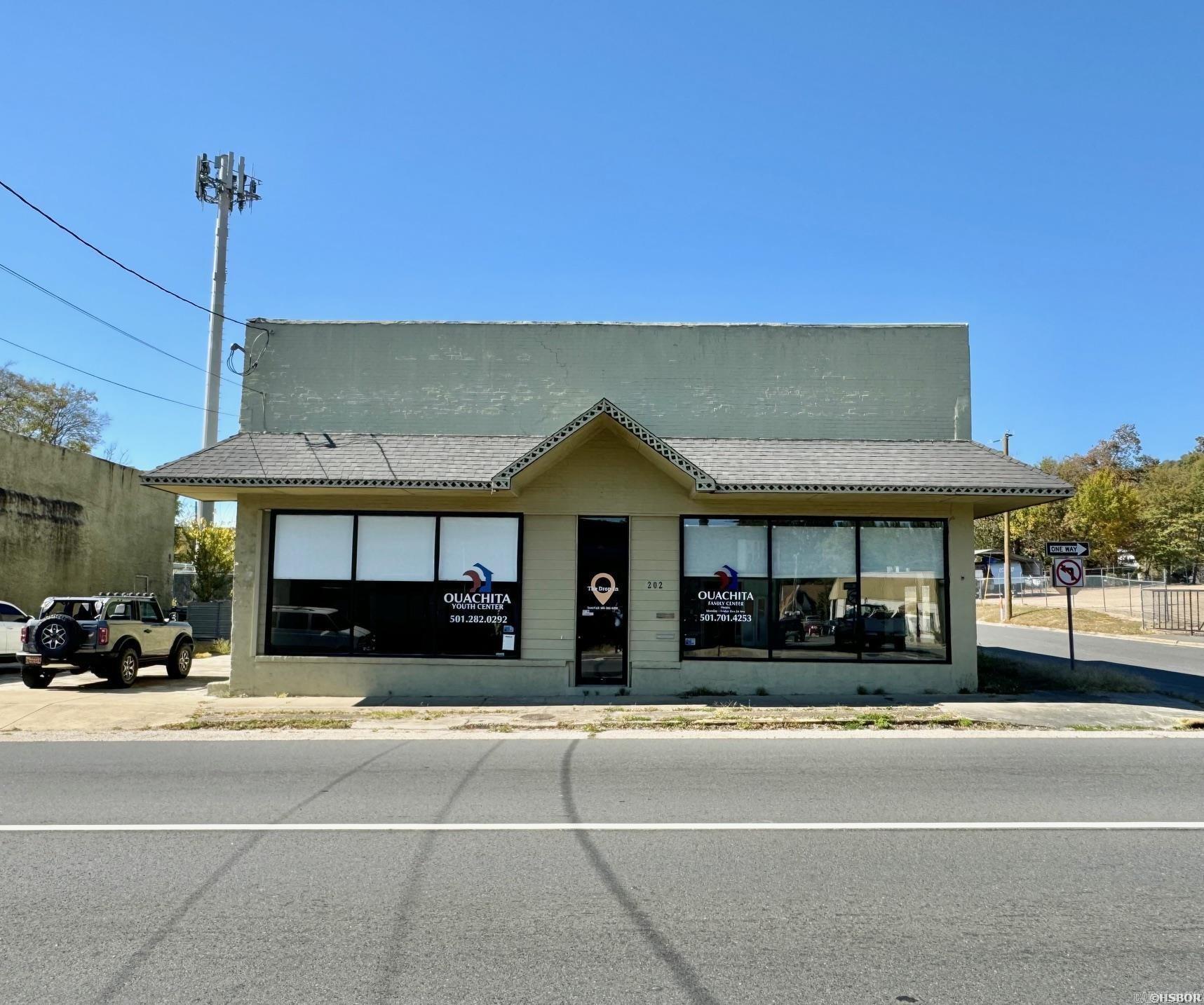 South Hot Springs - Commercial Sale